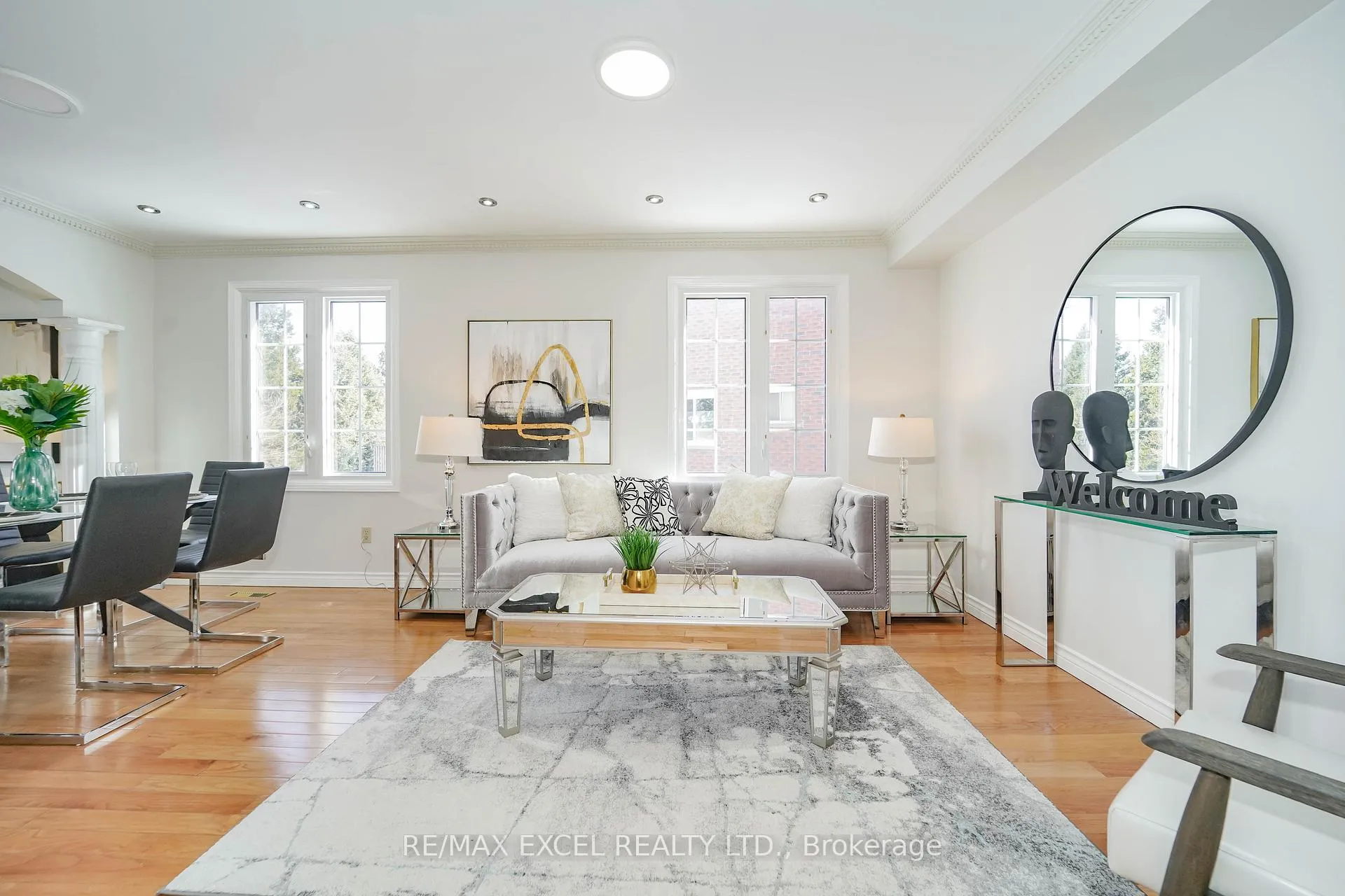Photo 10 of 36 Laguna Crescent, Markham, Middlefield — HOMEH