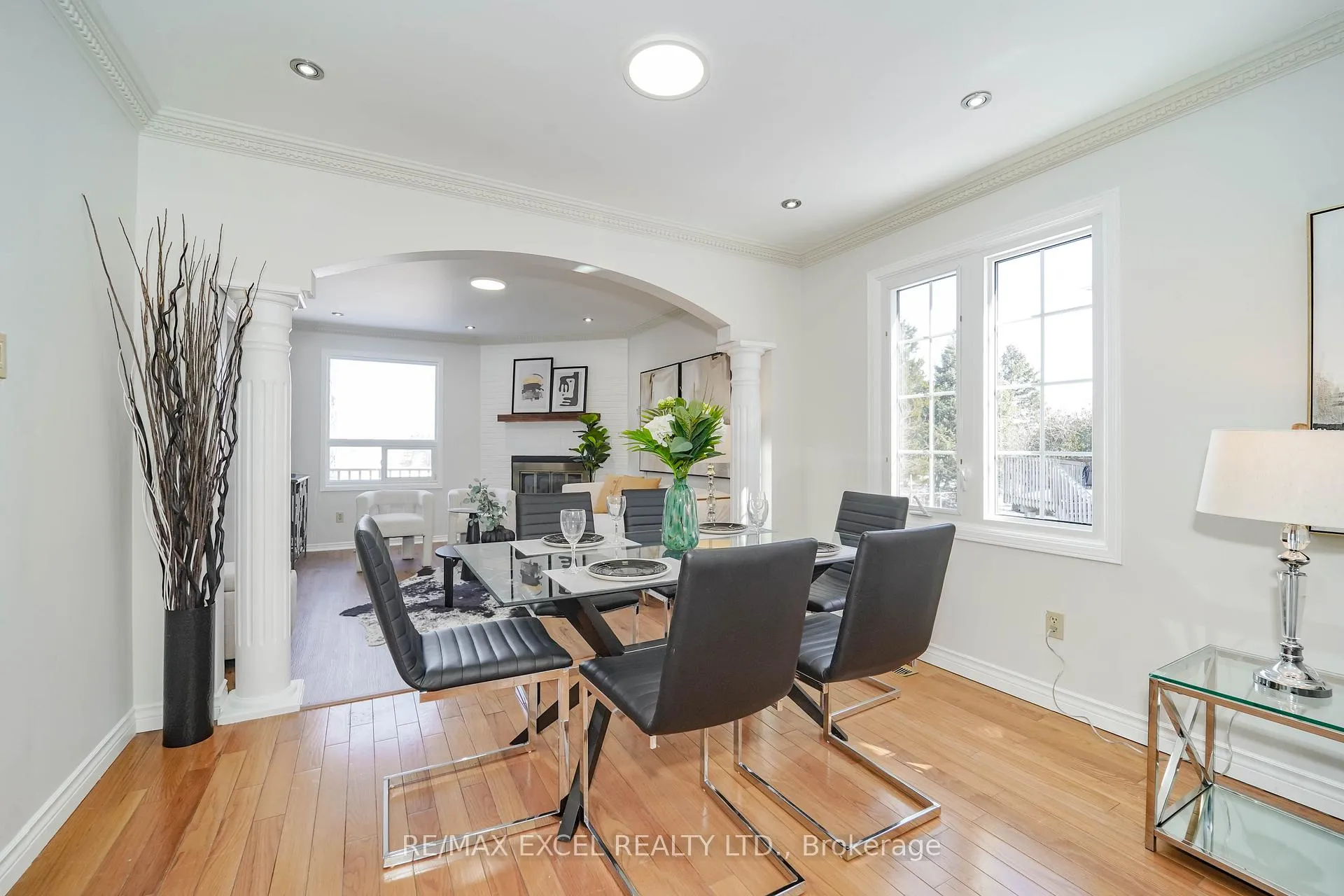 Photo 14 of 36 Laguna Crescent, Markham, Middlefield — HOMEH