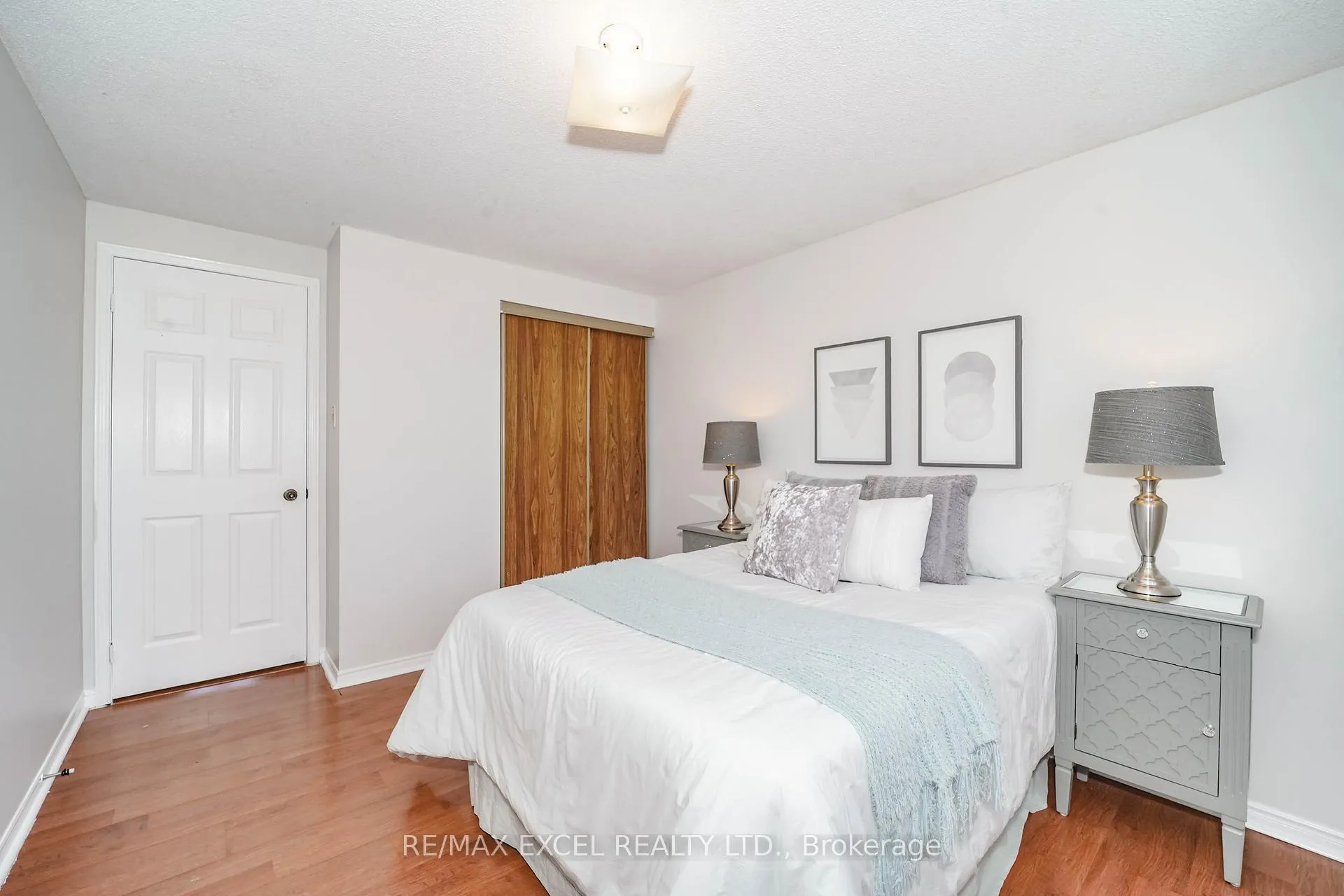 Photo 26 of 36 Laguna Crescent, Markham, Middlefield — HOMEH