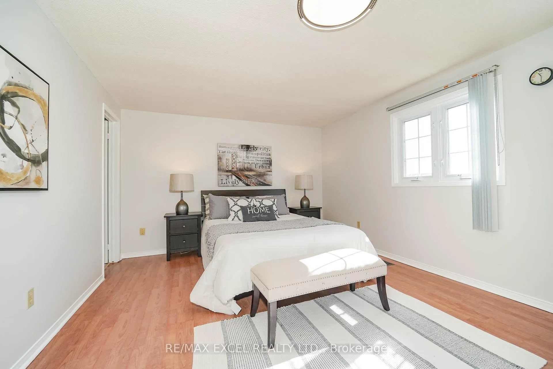 Photo 33 of 36 Laguna Crescent, Markham, Middlefield — HOMEH