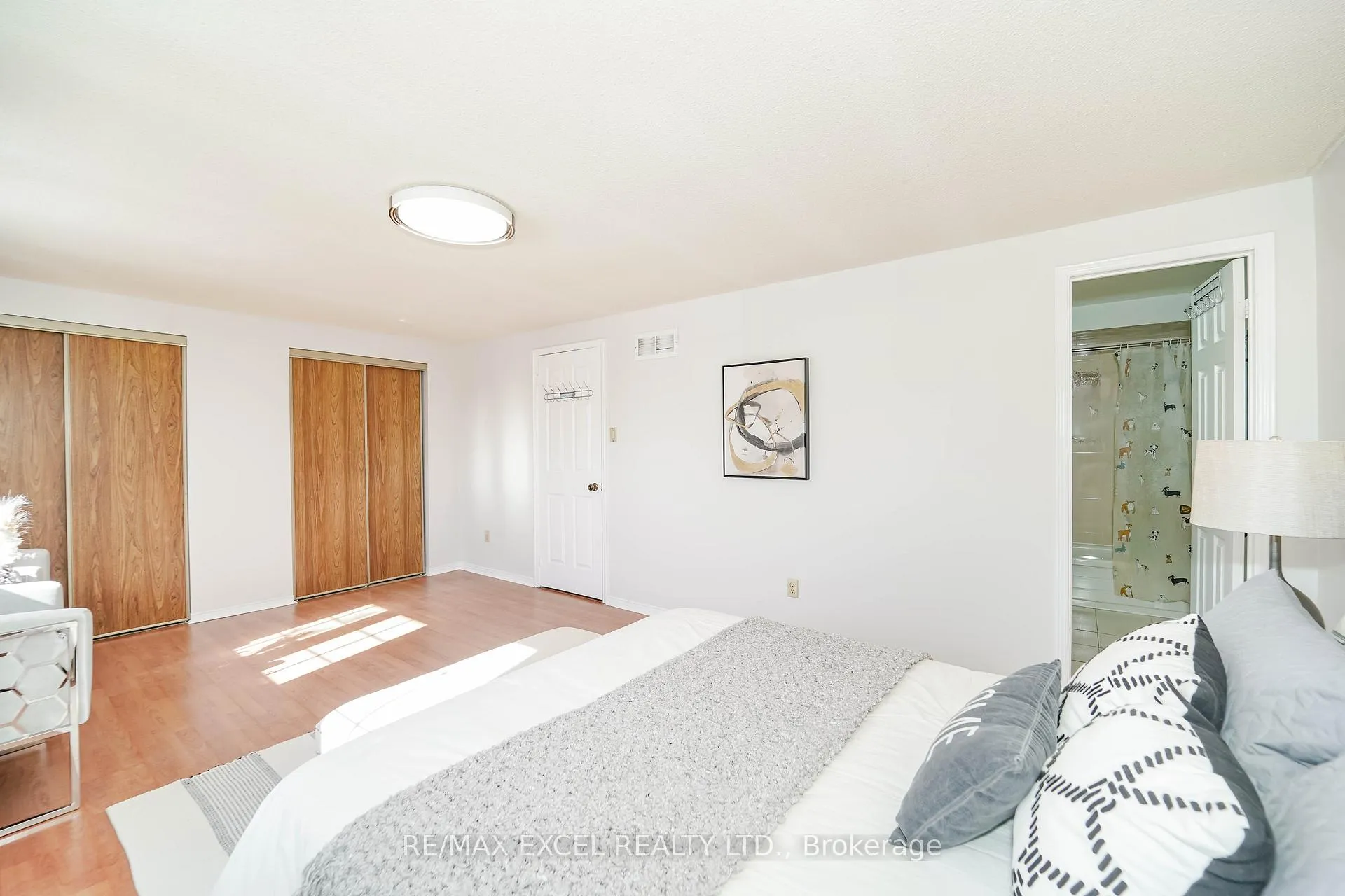 Photo 35 of 36 Laguna Crescent, Markham, Middlefield — HOMEH