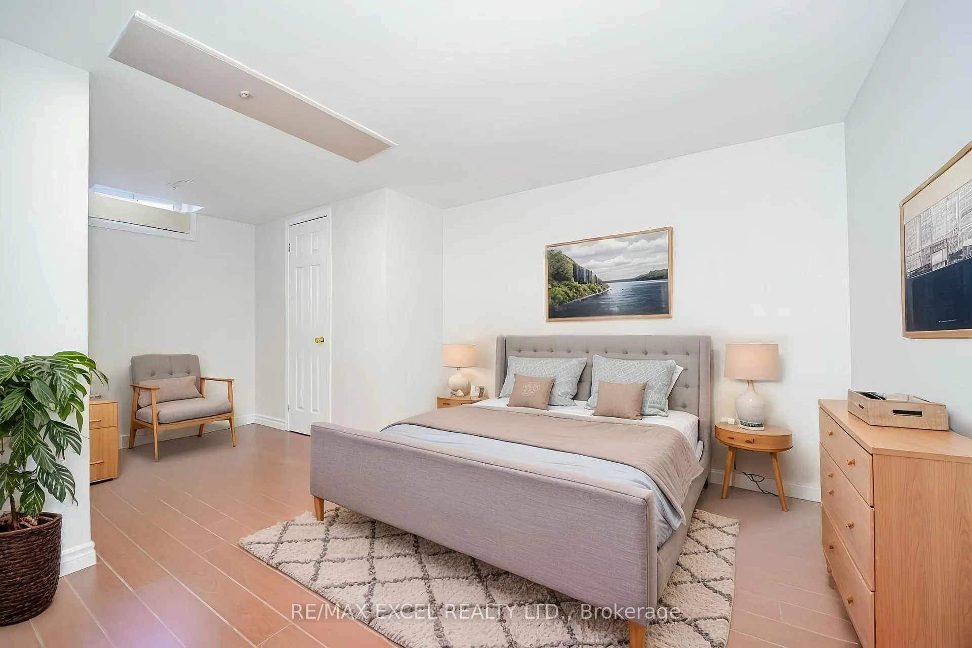 Photo 45 of 36 Laguna Crescent, Markham, Middlefield — HOMEH