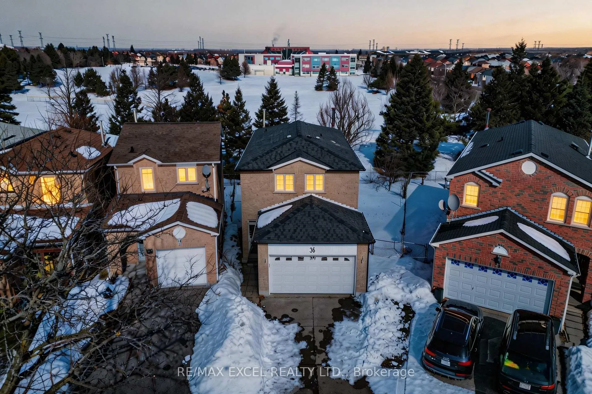 Photo 48 of 36 Laguna Crescent, Markham, Middlefield — HOMEH