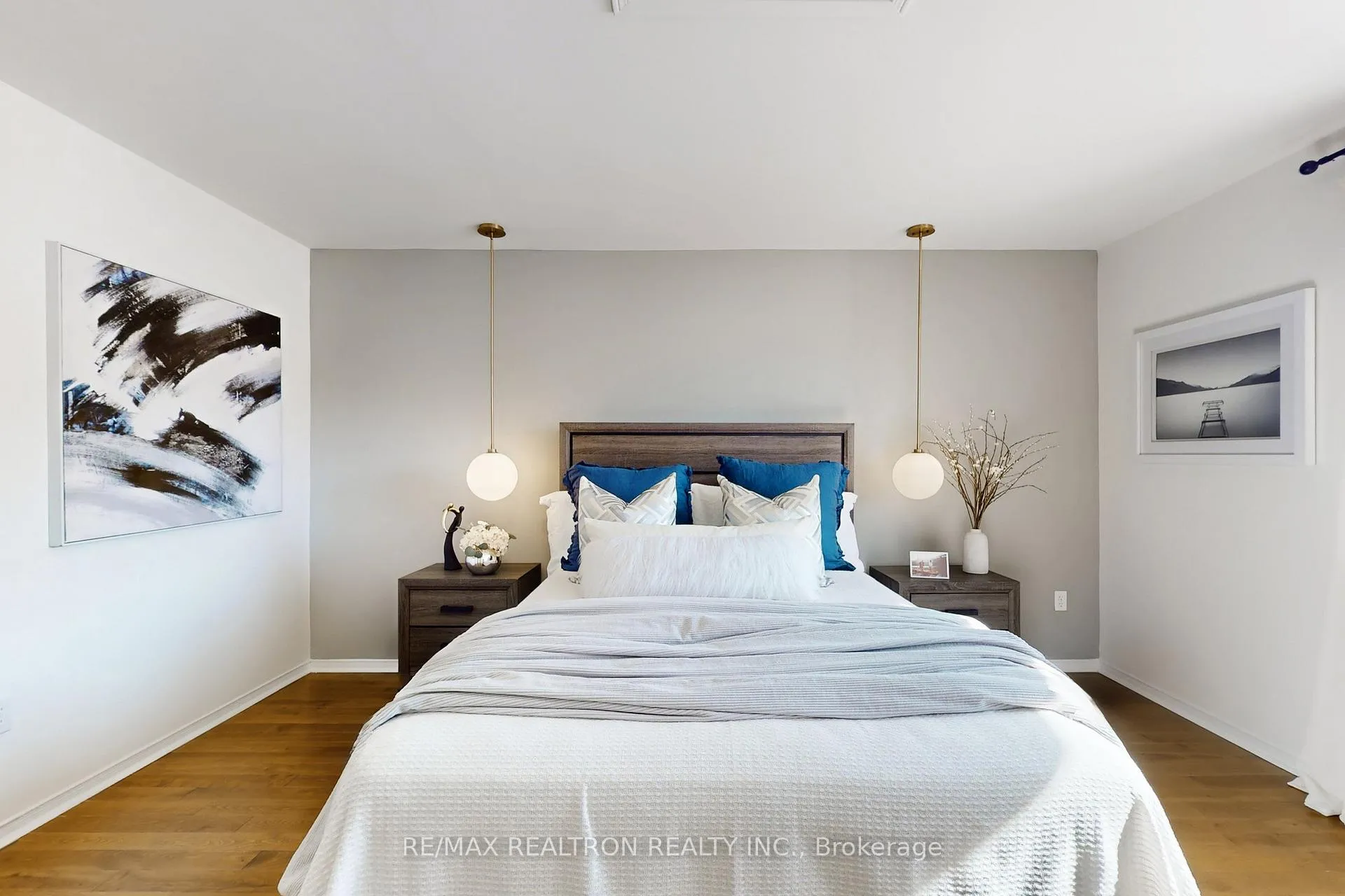 Photo 23 of 49 Rainbow Valley Crescent, Markham, Greensborough — HOMEH