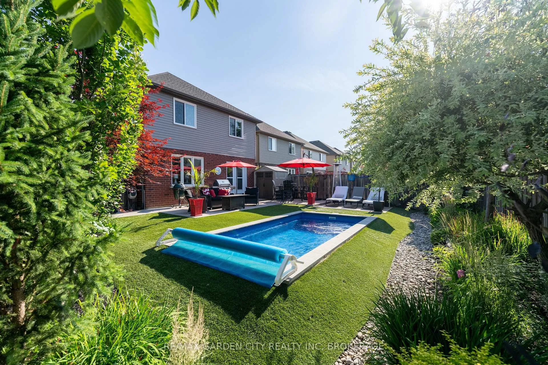Photo 5 of 6456 Armelina Crescent, Niagara Falls, Forestview — HOMEH