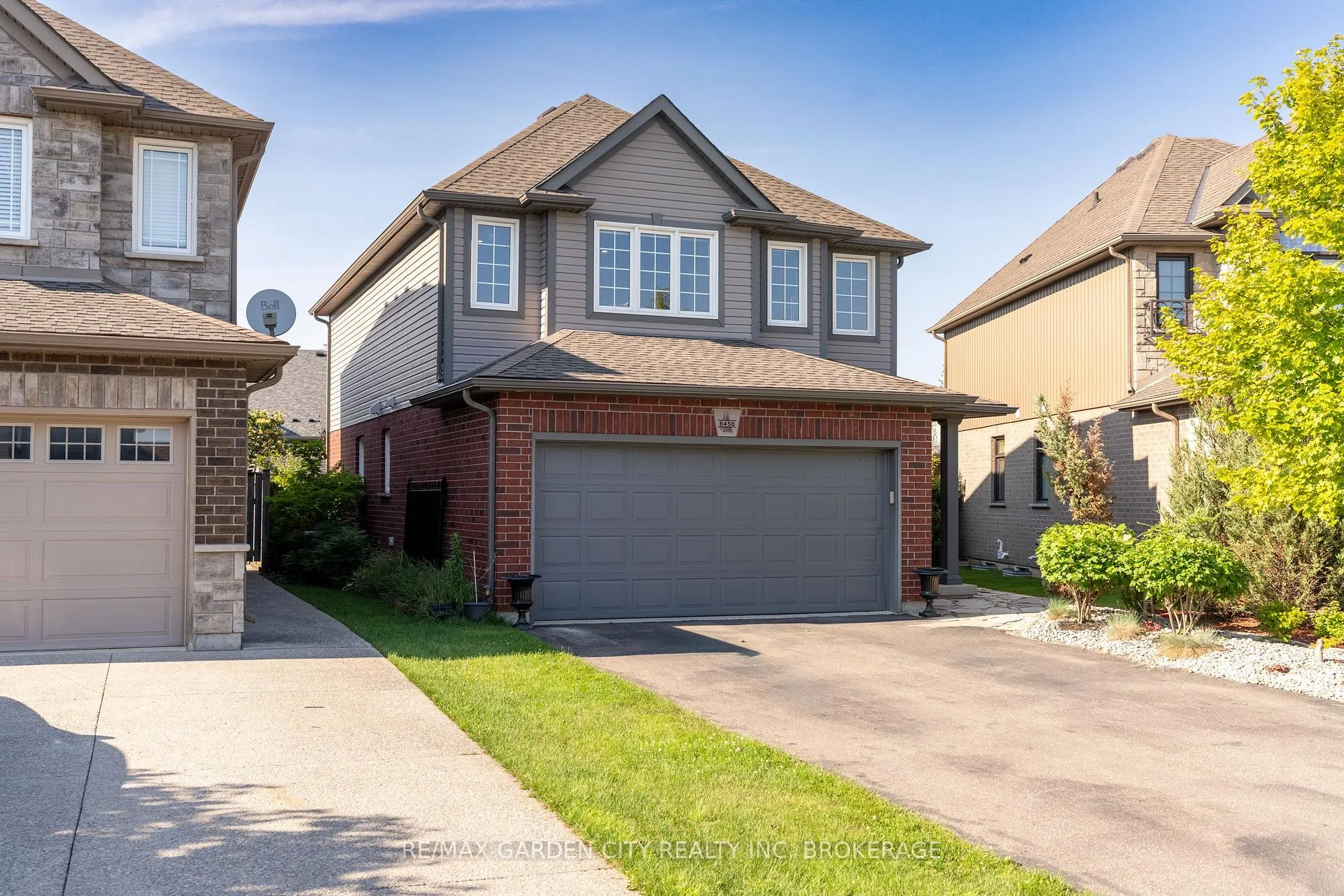 Photo 10 of 6456 Armelina Crescent, Niagara Falls, Forestview — HOMEH