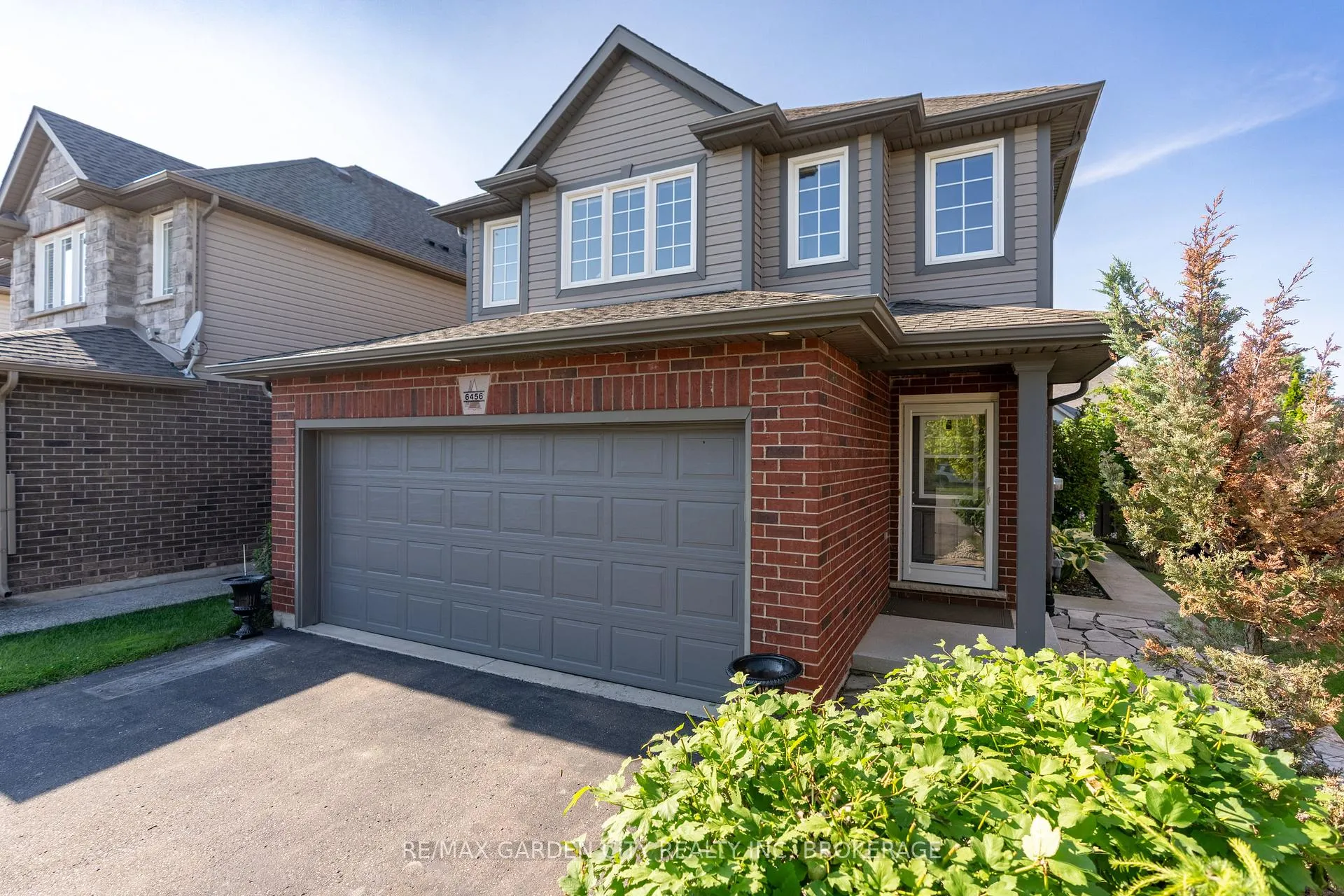 Photo 11 of 6456 Armelina Crescent, Niagara Falls, Forestview — HOMEH
