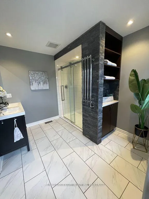 Photo 21 of 6456 Armelina Crescent, Niagara Falls, Forestview — HOMEH