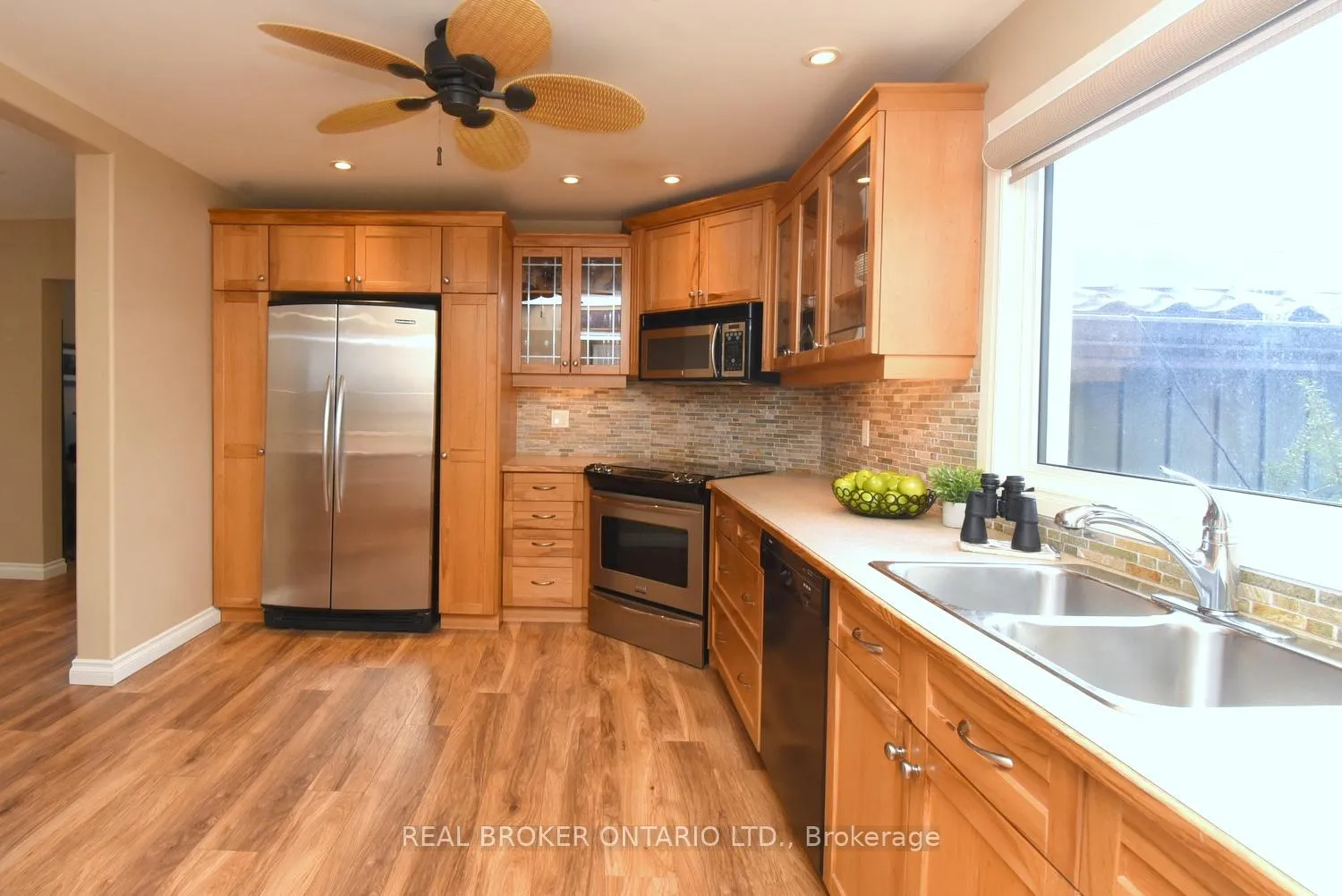 Photo 15 of 2952 Powerline Road W, Hamilton, Rural Ancaster — HOMEH