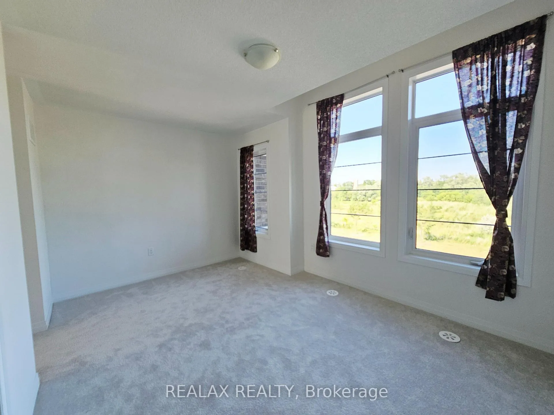 Photo 15 of 103 Carneros Way, Markham, Cedar Grove — HOMEH