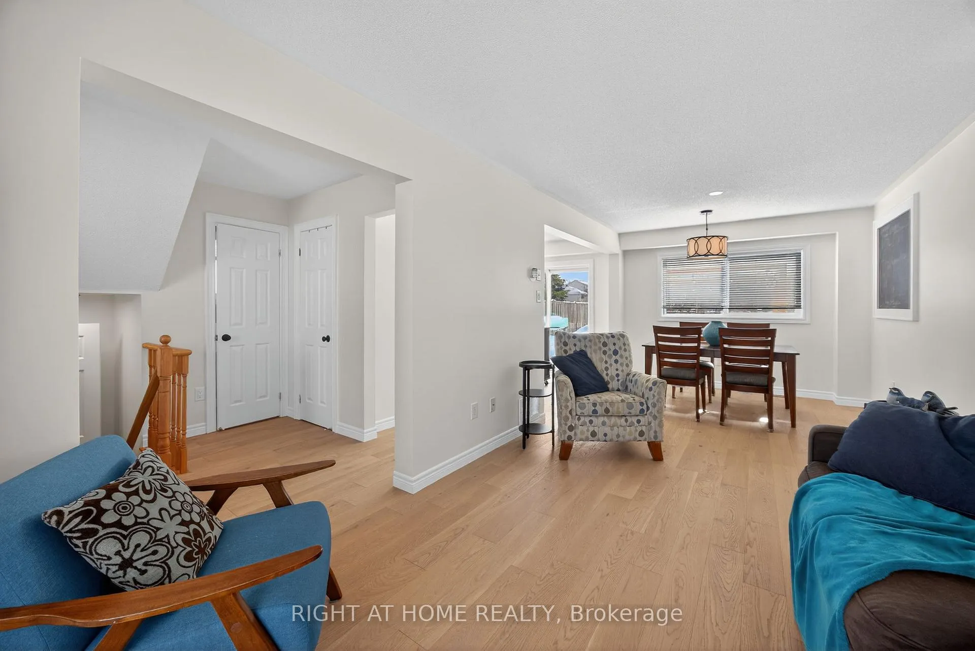 Photo 11 of 51 Copeman Crescent, Barrie, Painswick North — HOMEH