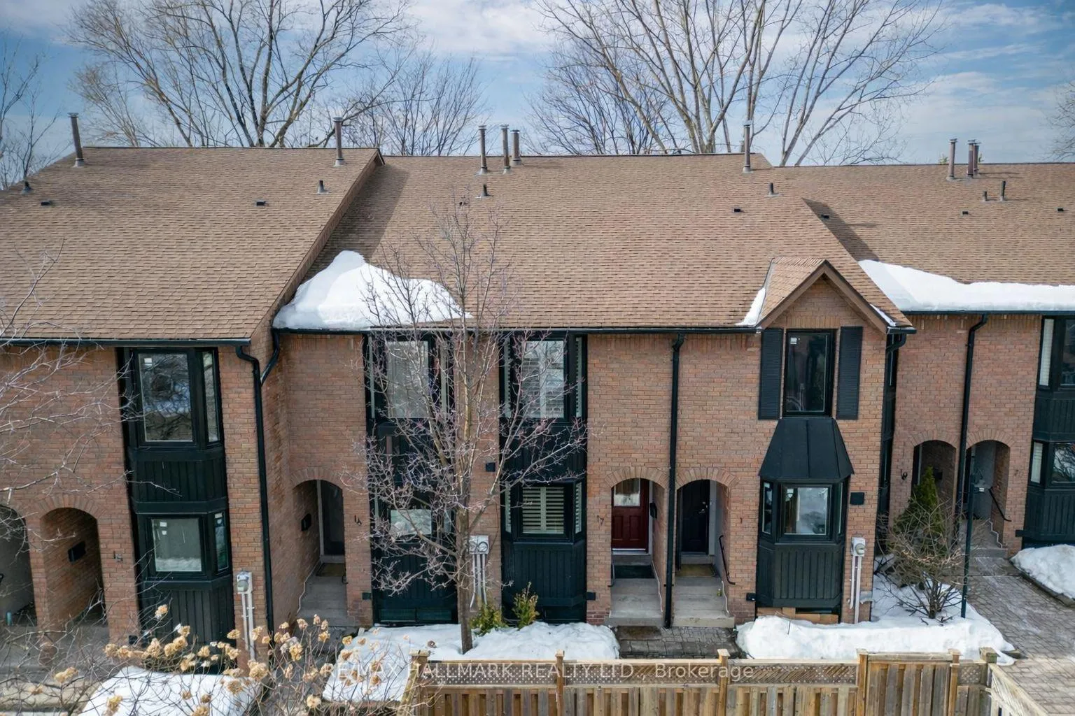 Photo 2 of Unit 17, 13 Kerr Road, Toronto, Greenwood-Coxwell — HOMEH