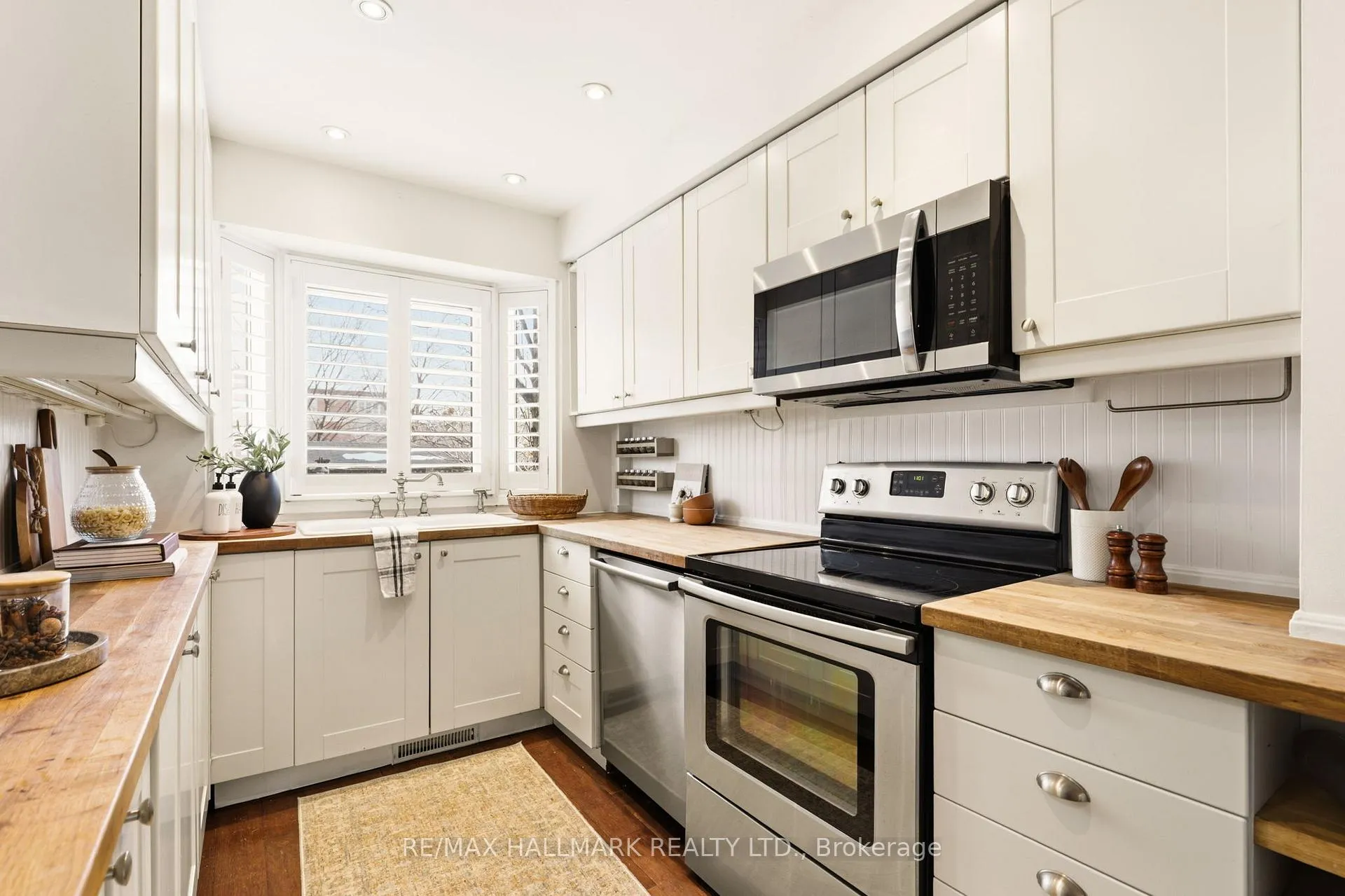 Photo 6 of Unit 17, 13 Kerr Road, Toronto, Greenwood-Coxwell — HOMEH