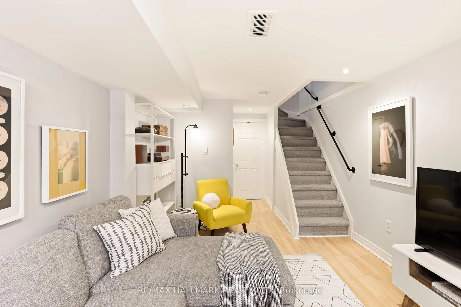 Photo 27 of Unit 17, 13 Kerr Road, Toronto, Greenwood-Coxwell — HOMEH