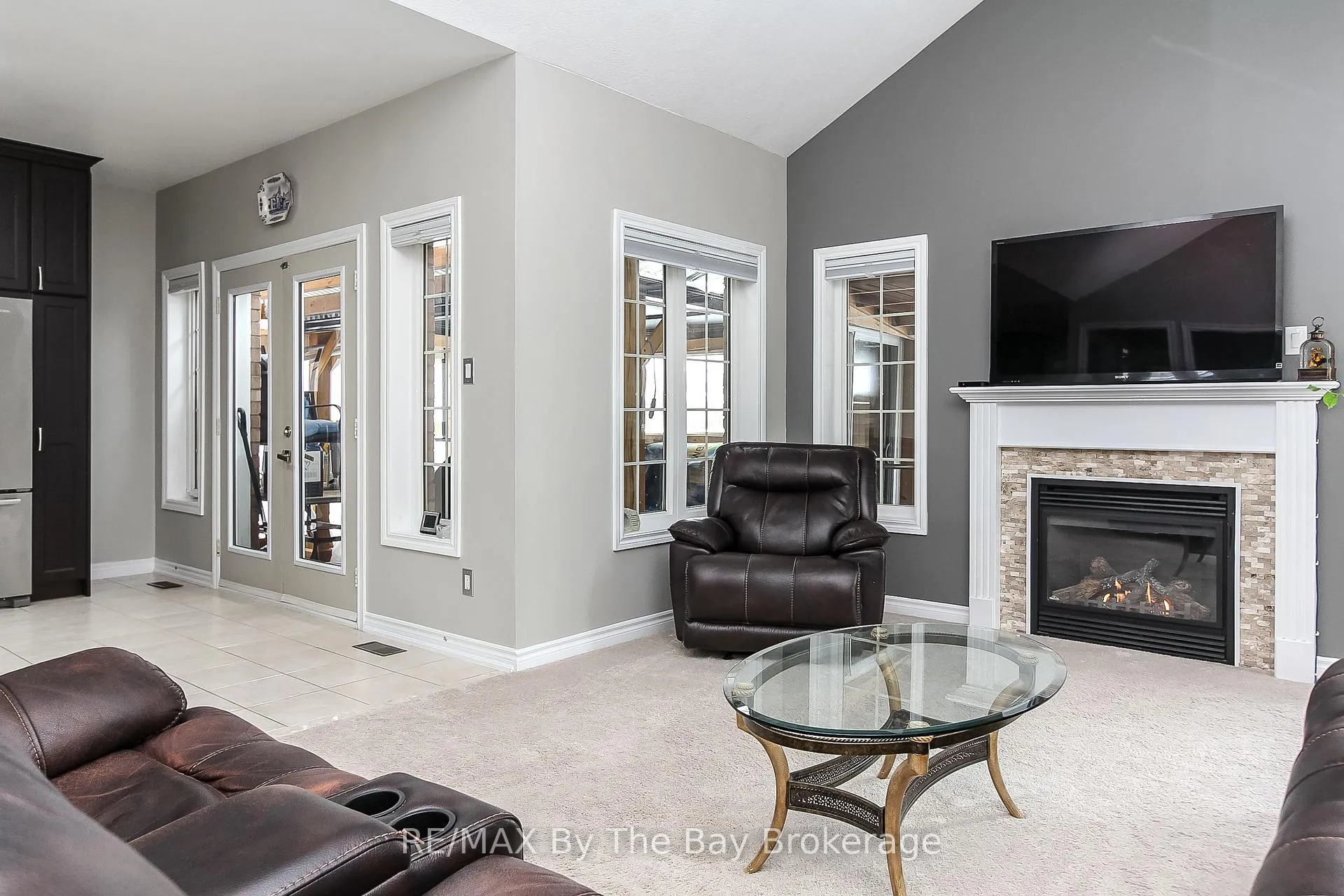 Photo 24 of 37 Walnut Drive, Wasaga Beach — HOMEH