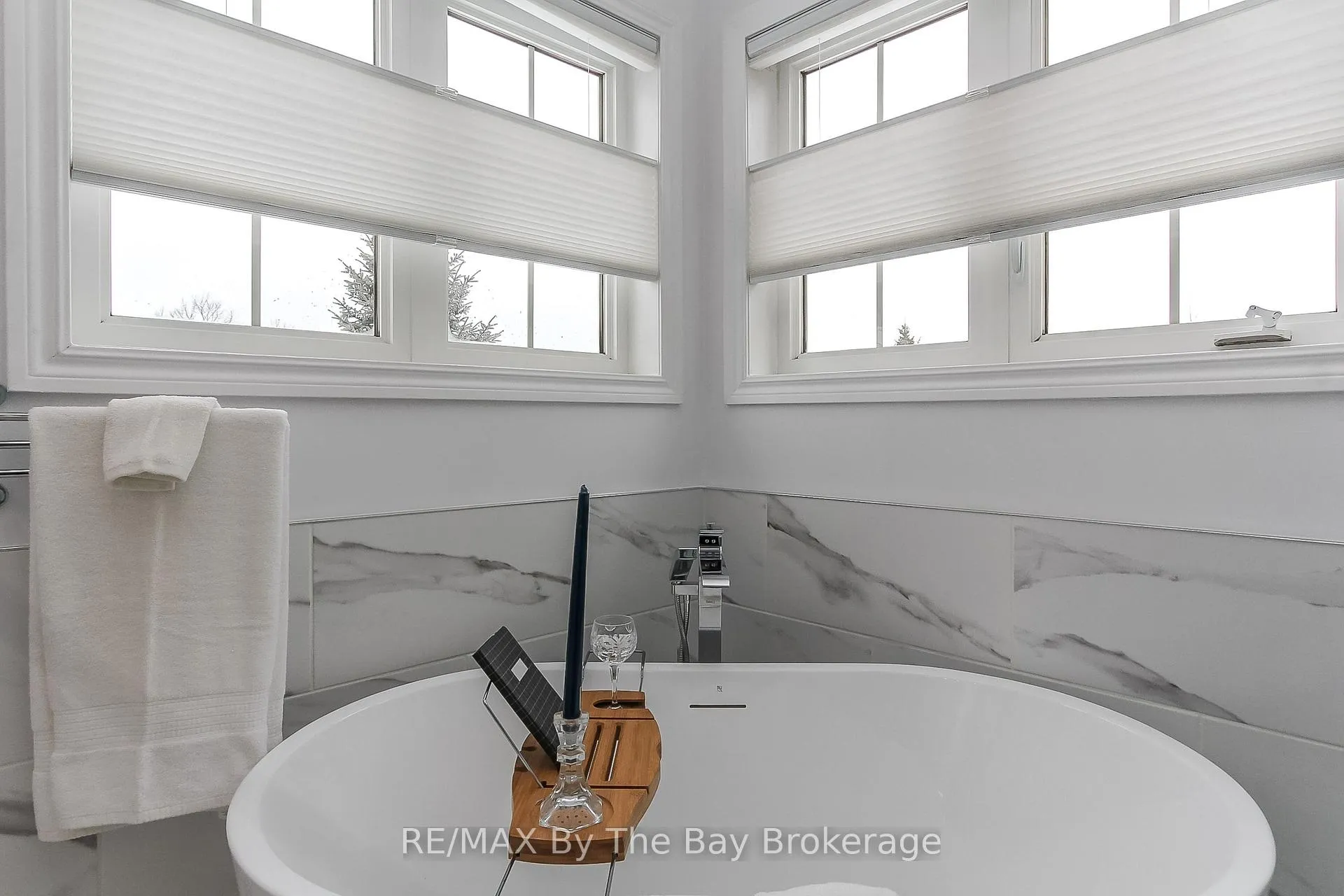 Photo 31 of 37 Walnut Drive, Wasaga Beach — HOMEH