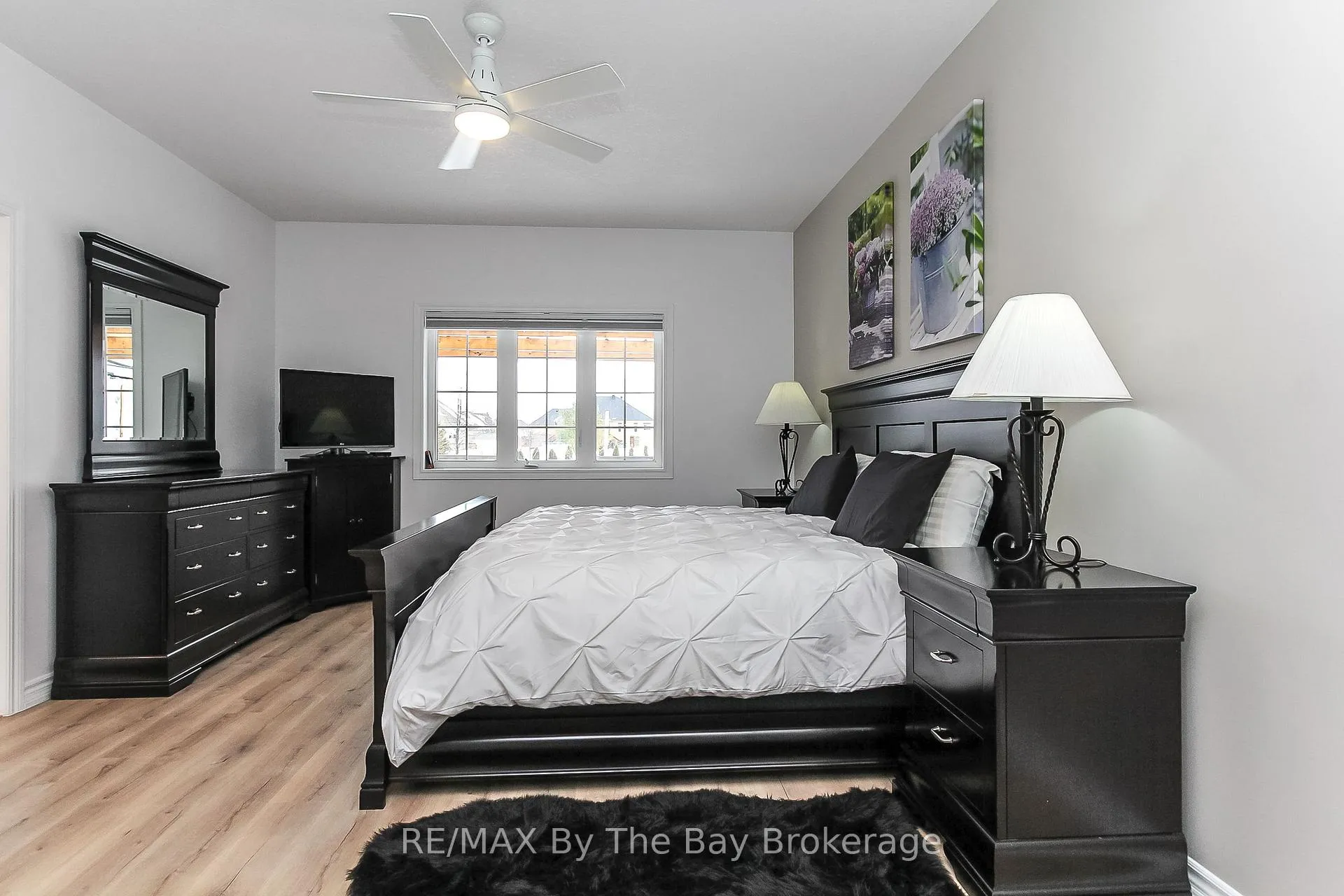 Photo 32 of 37 Walnut Drive, Wasaga Beach — HOMEH