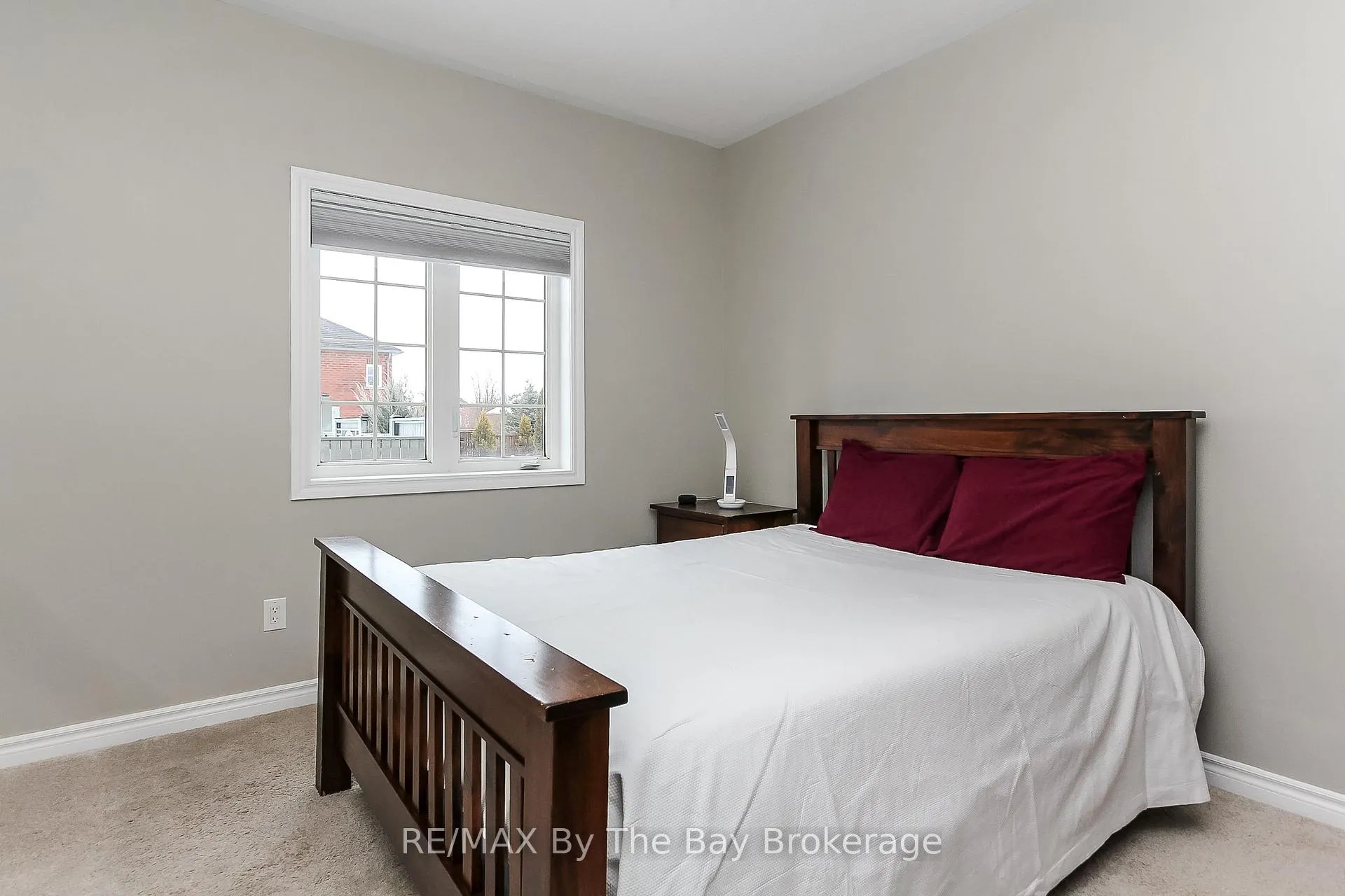 Photo 35 of 37 Walnut Drive, Wasaga Beach — HOMEH
