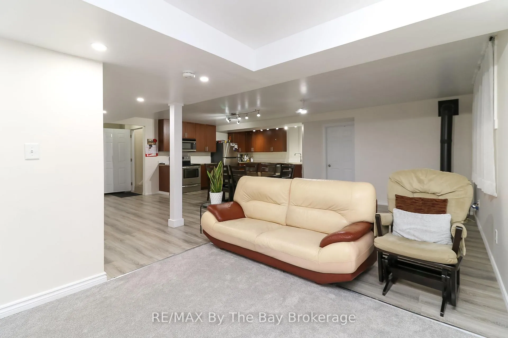 Photo 45 of 37 Walnut Drive, Wasaga Beach — HOMEH