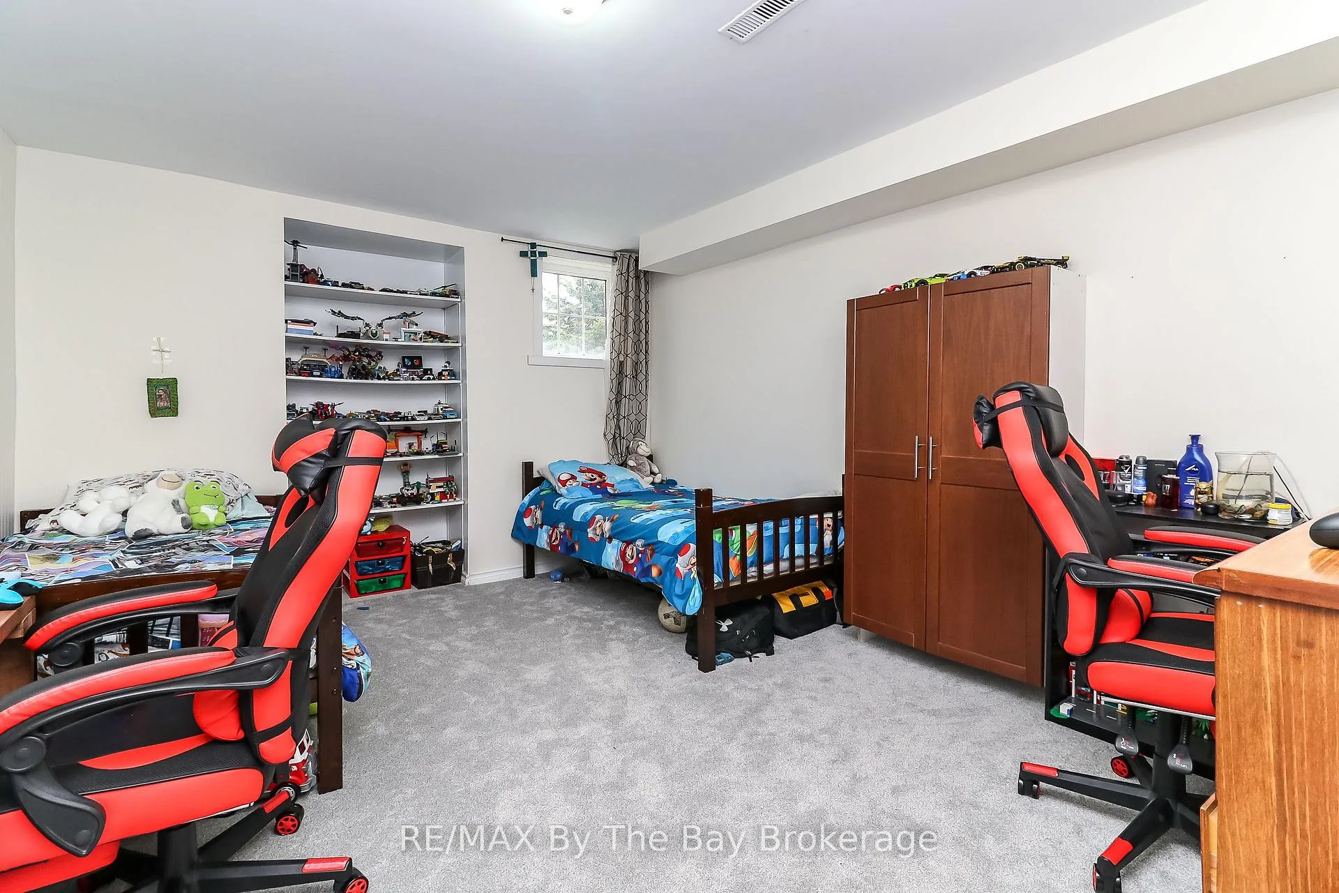 Photo 47 of 37 Walnut Drive, Wasaga Beach — HOMEH