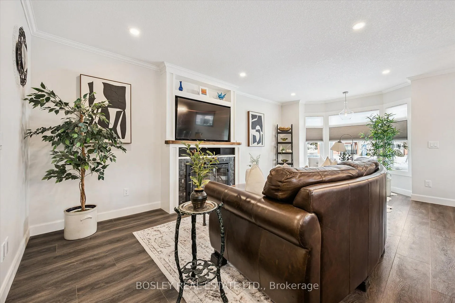 Photo 2 of Unit 102, 67 Breckenridge Drive, Kitchener — HOMEH
