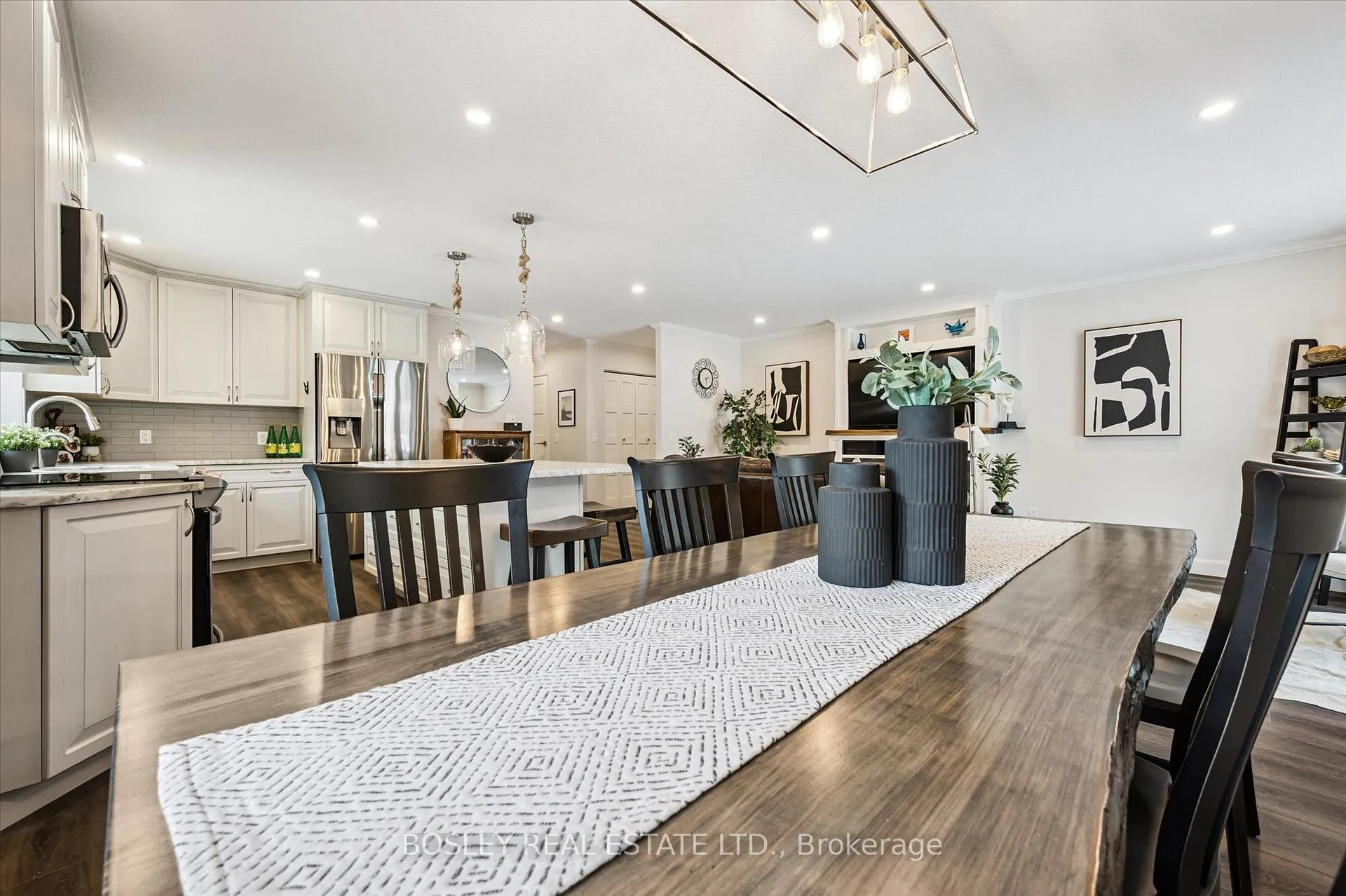 Photo 7 of Unit 102, 67 Breckenridge Drive, Kitchener — HOMEH