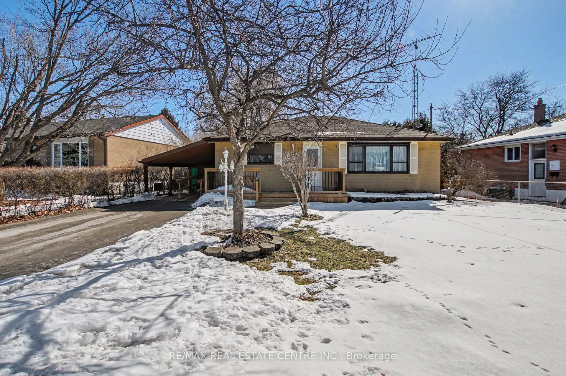 Photo 2 of 112 Anne Boulevard, Milton, Old Milton — HOMEH