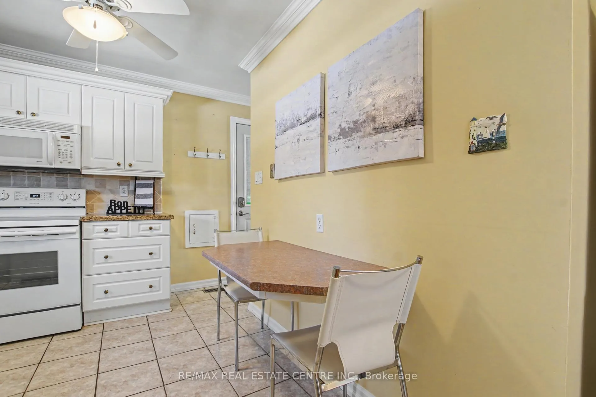 Photo 12 of 112 Anne Boulevard, Milton, Old Milton — HOMEH