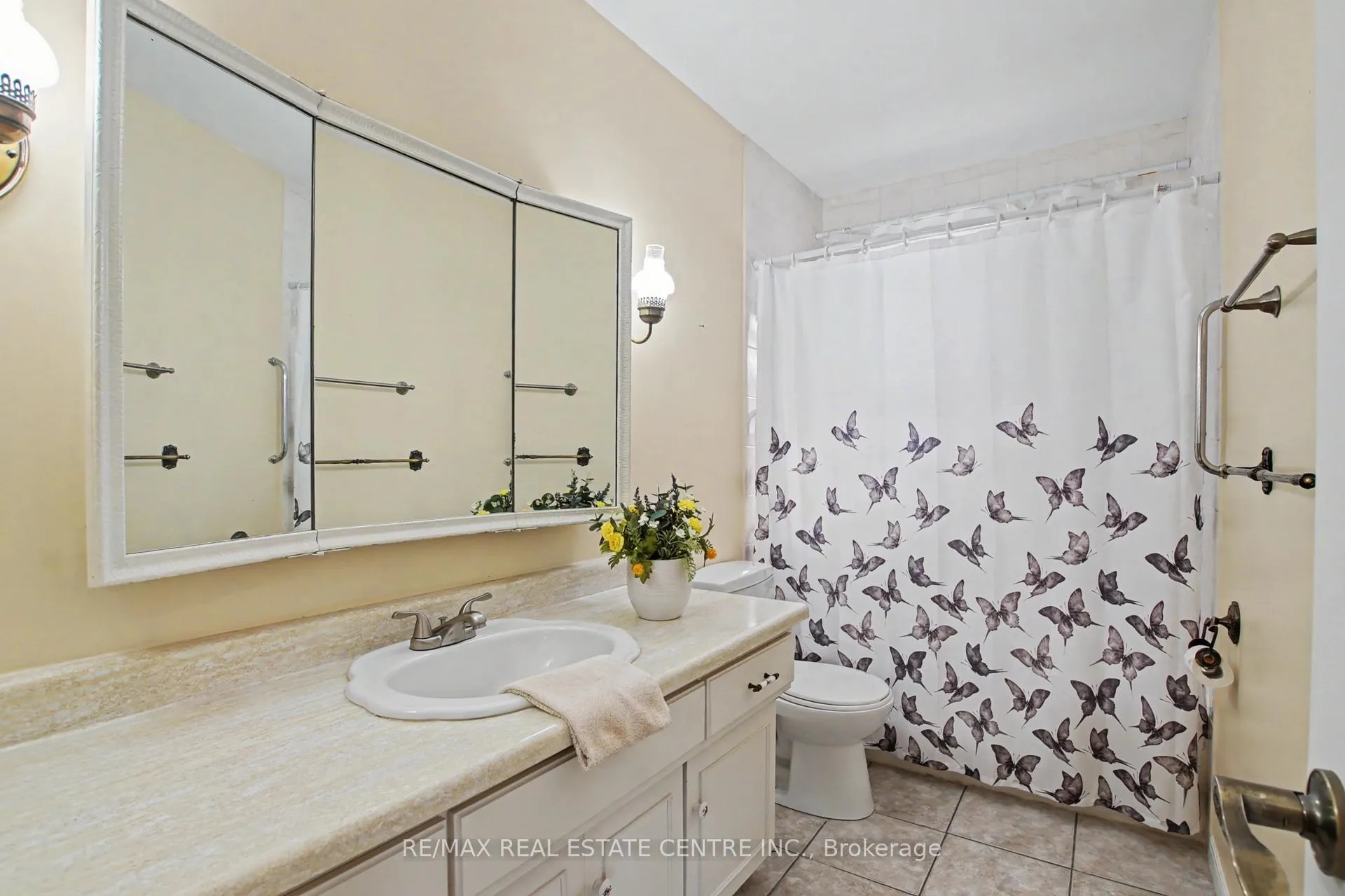 Photo 22 of 112 Anne Boulevard, Milton, Old Milton — HOMEH