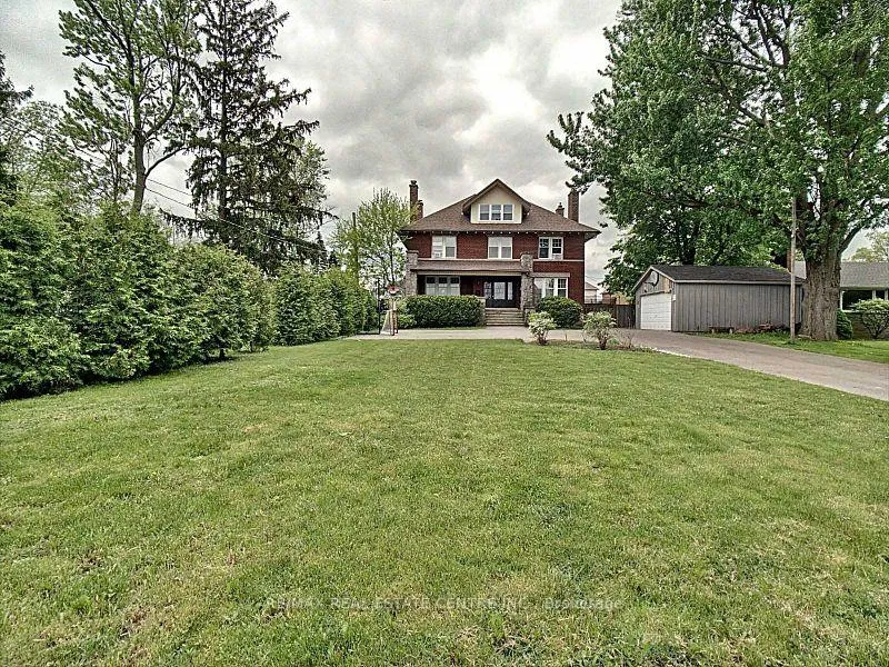 Front of 164 Rymal Road E