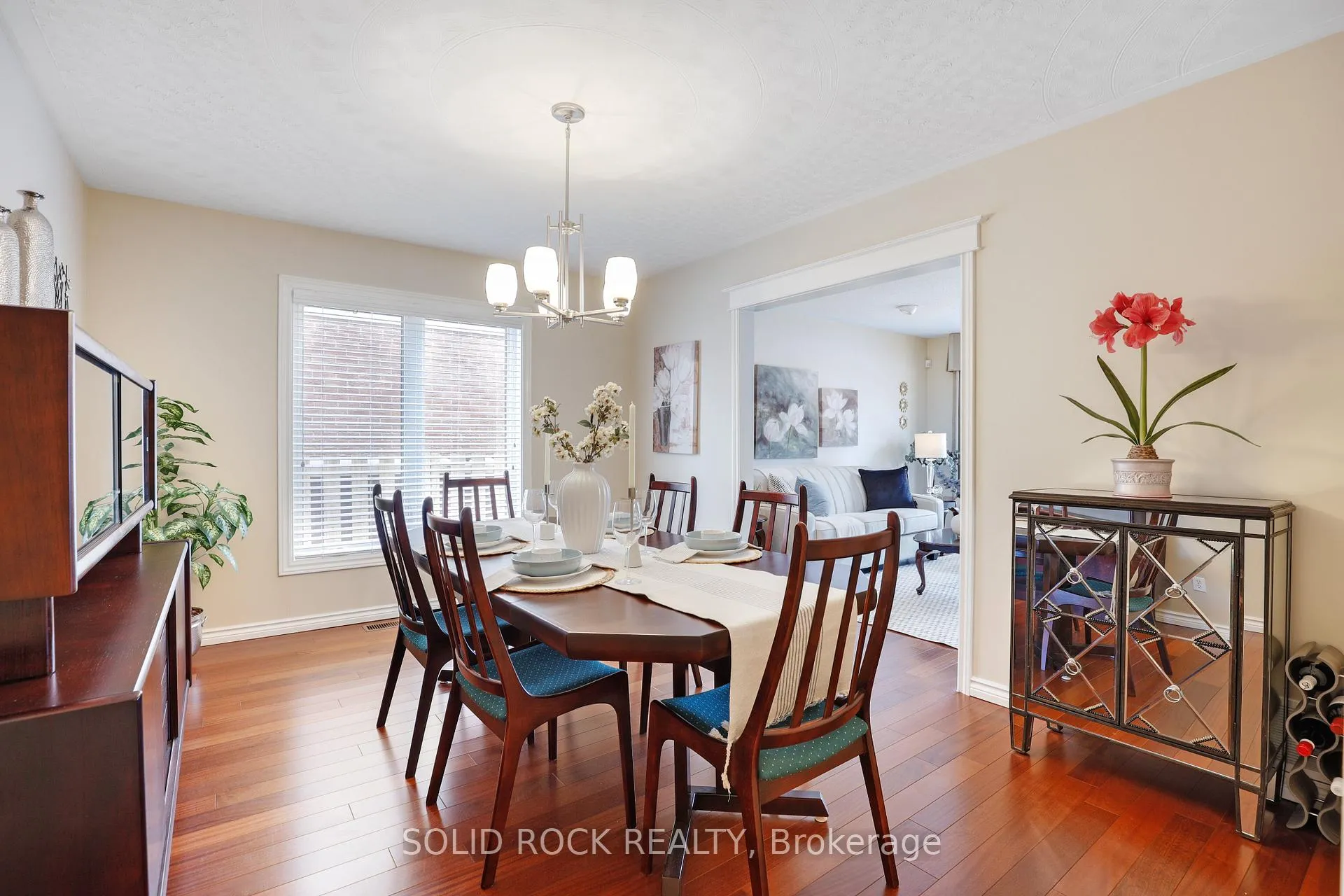 Photo 8 of 26 Paula Crescent, Ottawa, Sheahan Estates/Trend Village — HOMEH