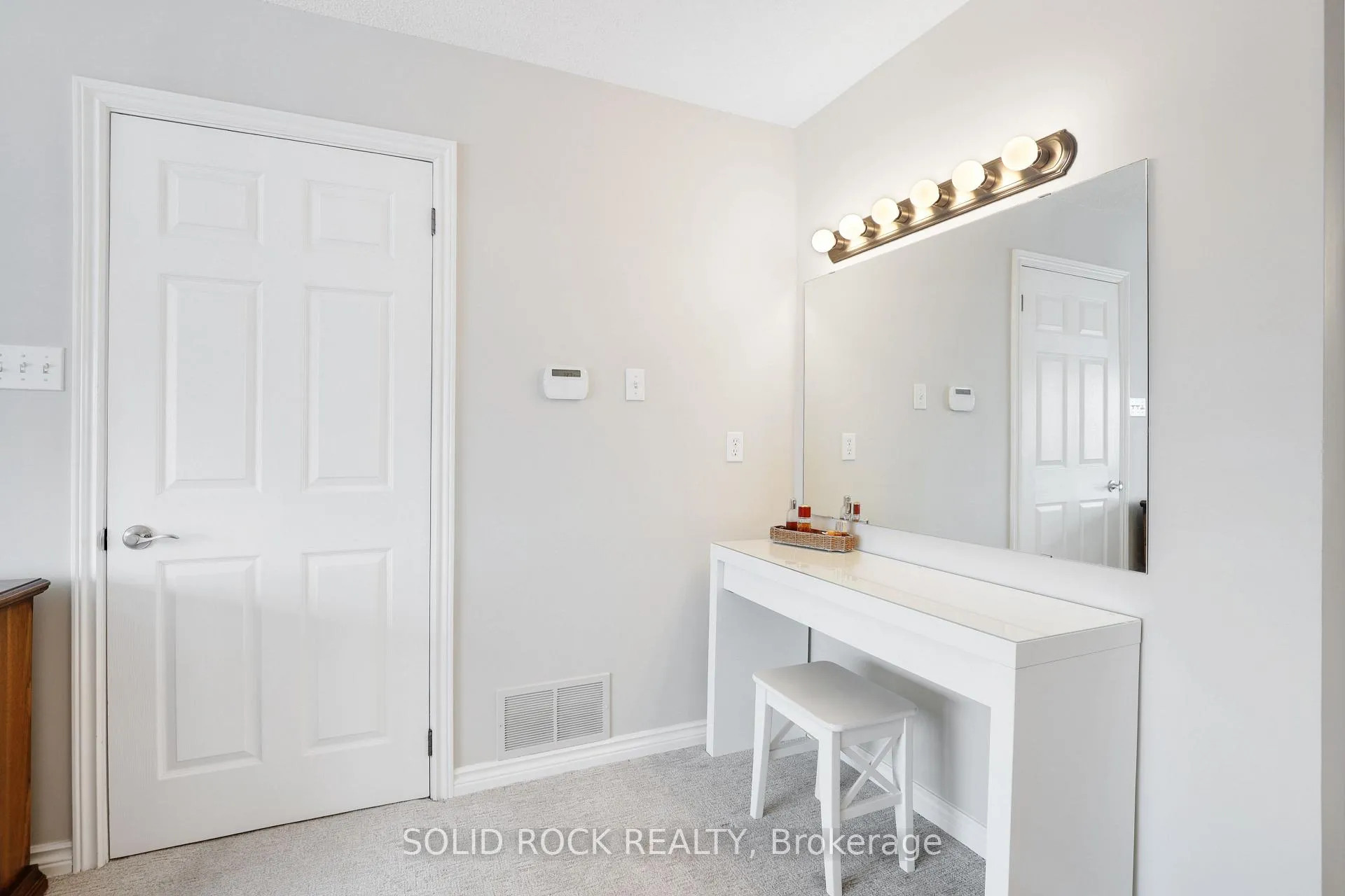Photo 22 of 26 Paula Crescent, Ottawa, Sheahan Estates/Trend Village — HOMEH