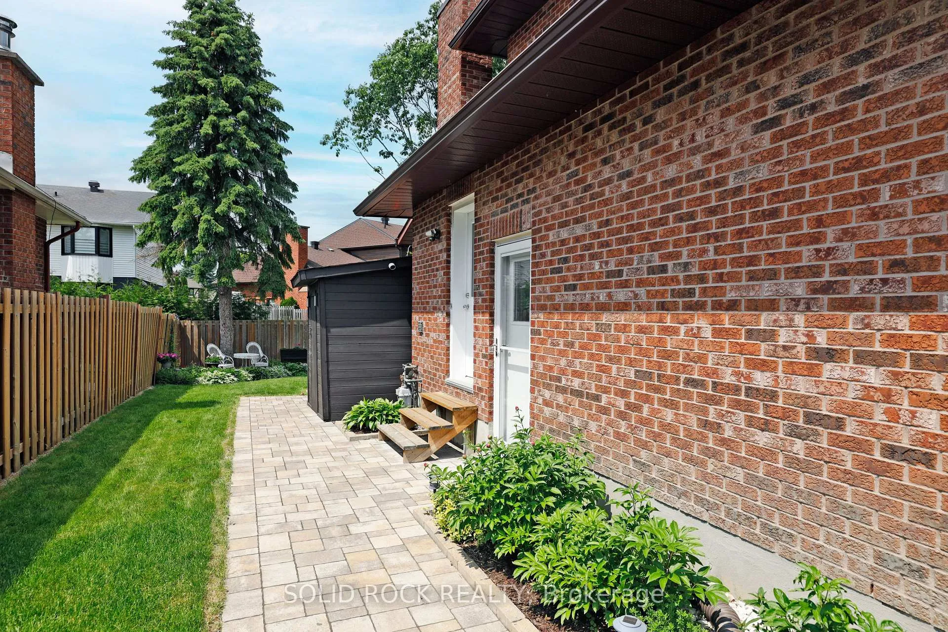 Photo 37 of 26 Paula Crescent, Ottawa, Sheahan Estates/Trend Village — HOMEH