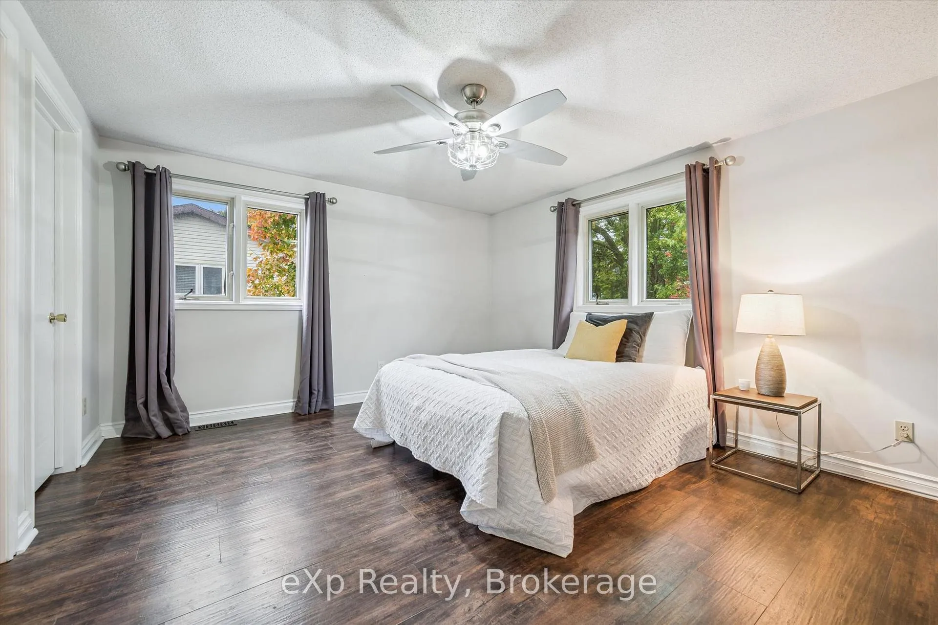 Photo 24 of 660 Maple Avenue N, North Perth, Listowel — HOMEH