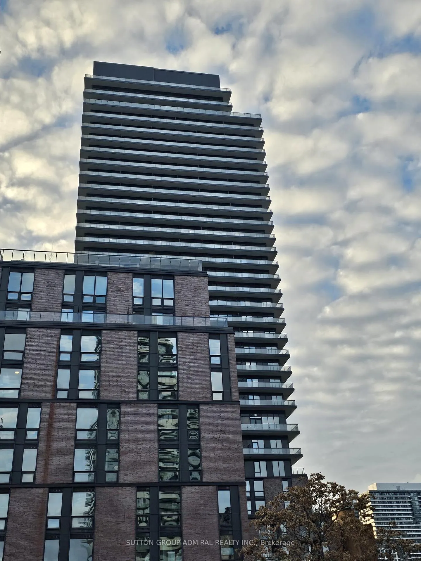 Front of Unit 2003, 35 Parliament Street