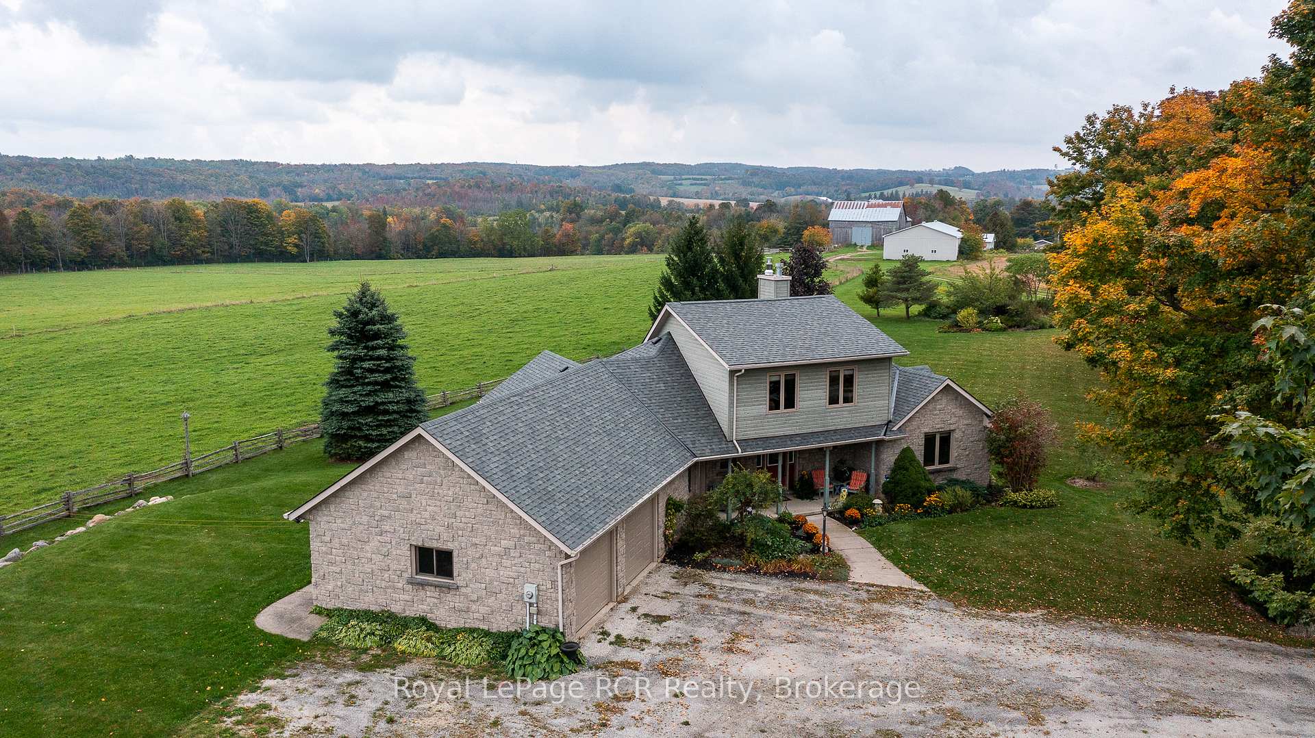 Photo 2 of 126010 13th Sideroad, Meaford — HOMEH