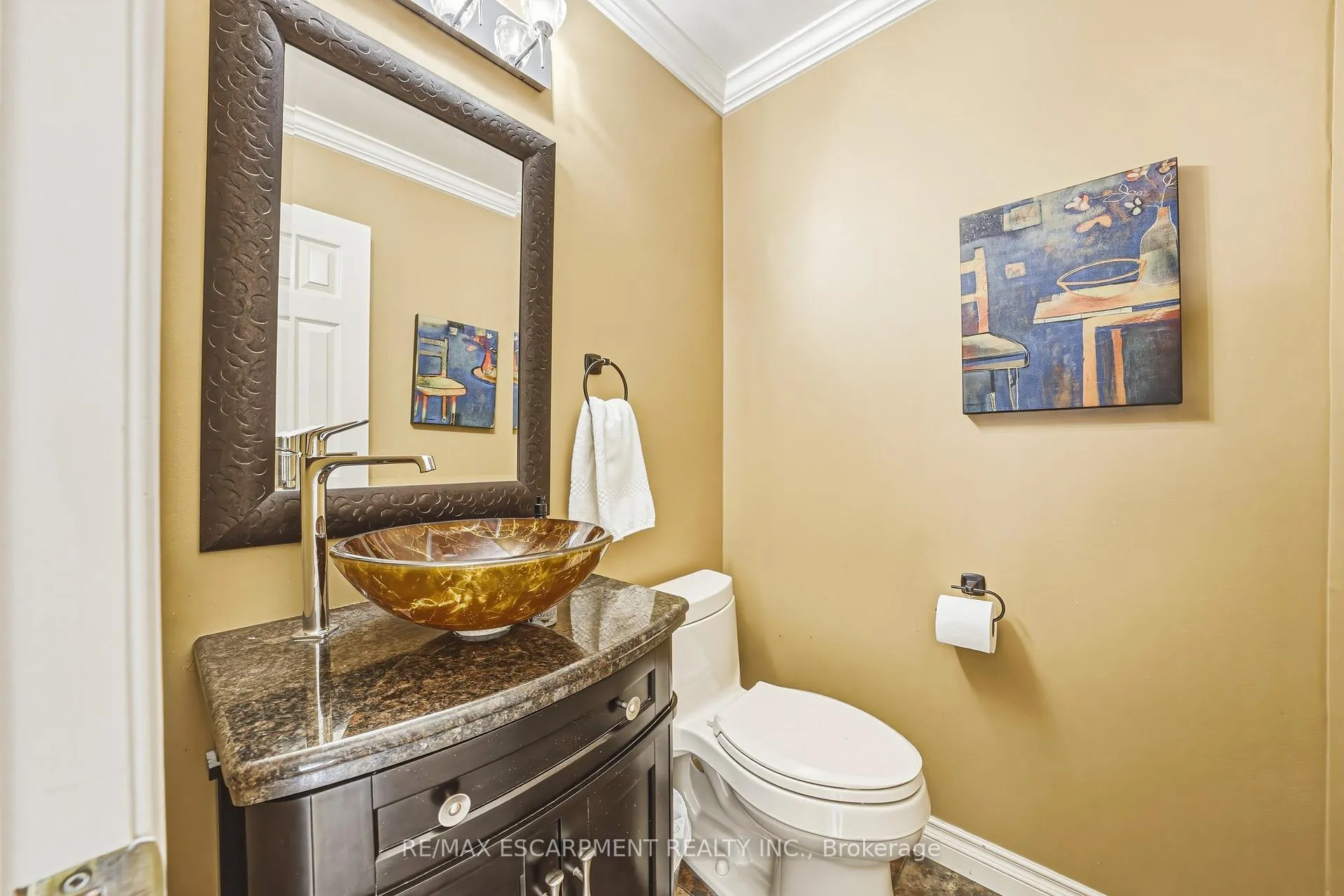 Photo 19 of 577 Tomahawk Crescent, Hamilton, Ancaster — HOMEH