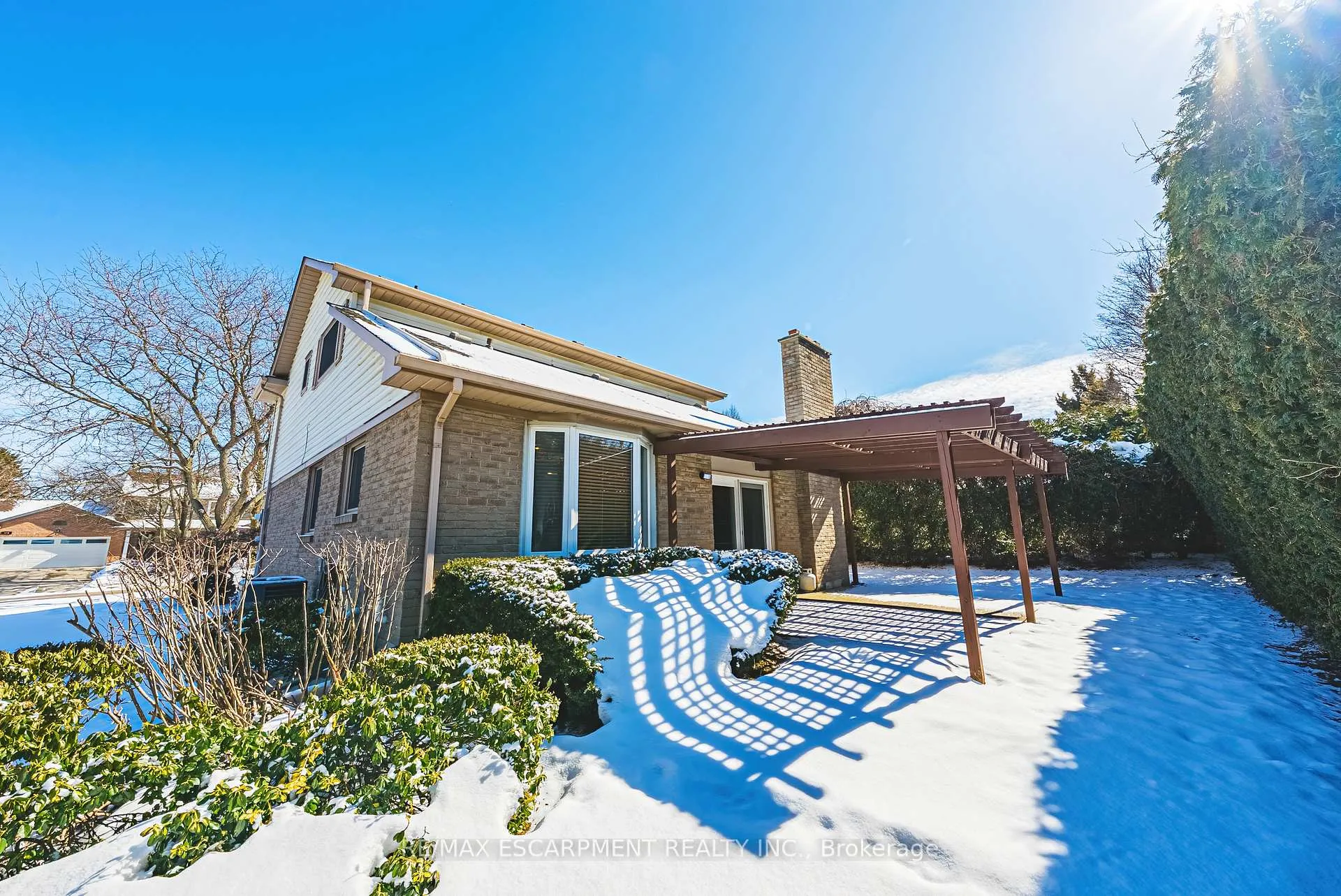 Photo 32 of 577 Tomahawk Crescent, Hamilton, Ancaster — HOMEH