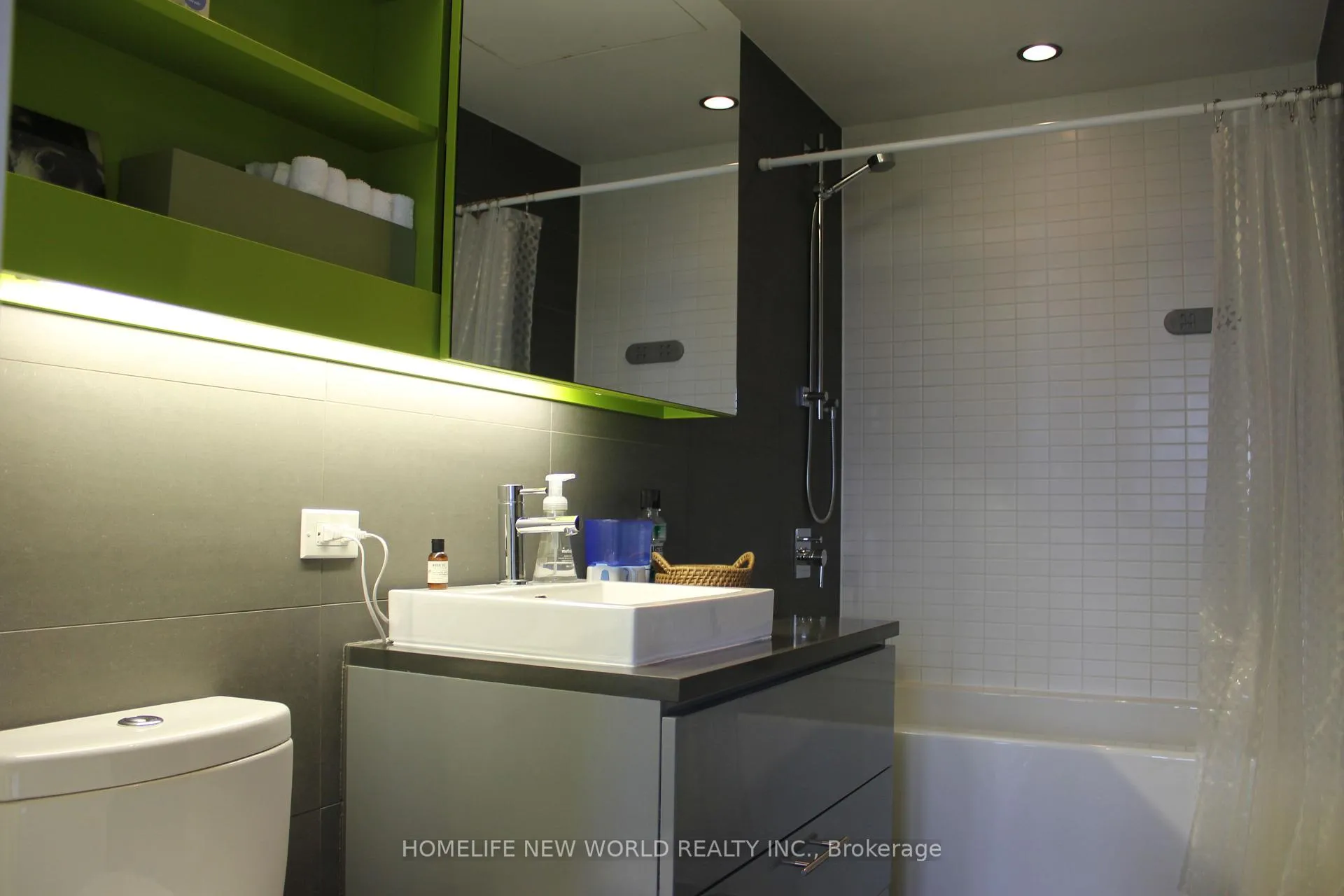 Photo 13 of Unit 1110, 51 Trolley Crescent, Toronto, Moss Park — HOMEH