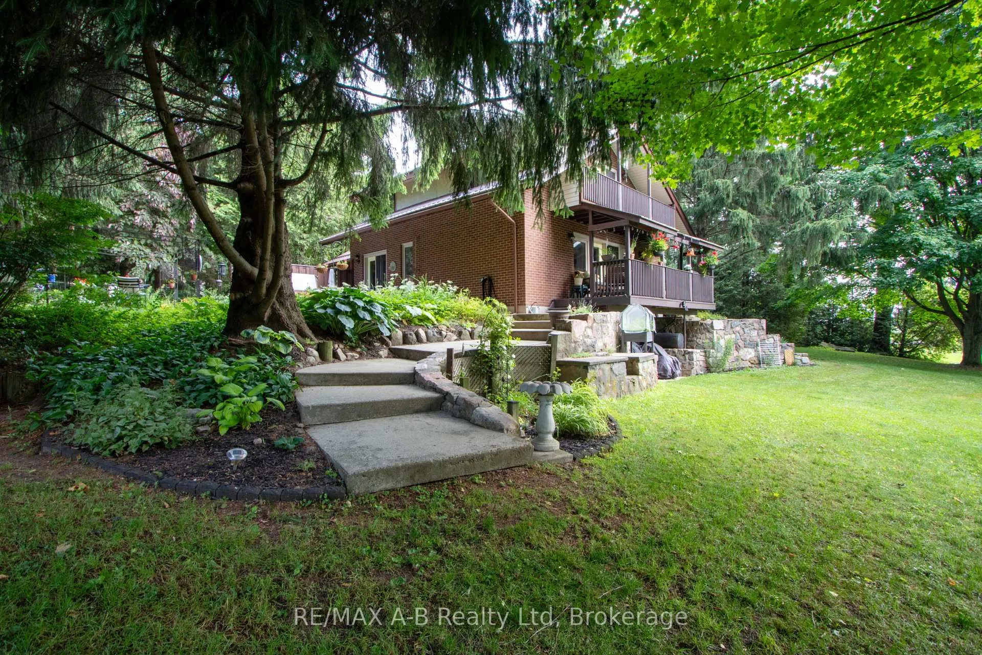 Photo 6 of 923382 Road 92, Zorra, Lakeside — HOMEH