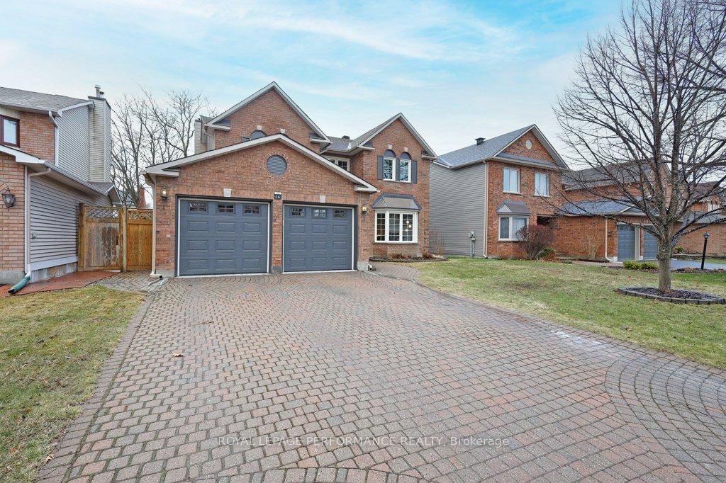 Photo 2 of 16 Baslaw Drive, Ottawa, Hunt Club Park — HOMEH
