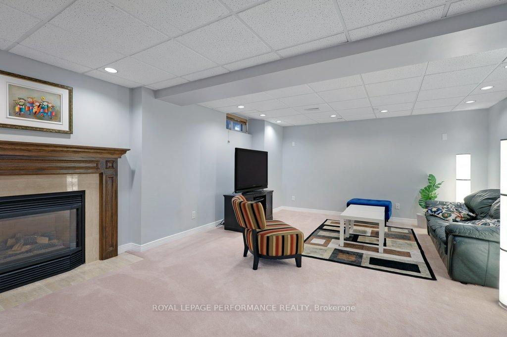 Photo 32 of 16 Baslaw Drive, Ottawa, Hunt Club Park — HOMEH