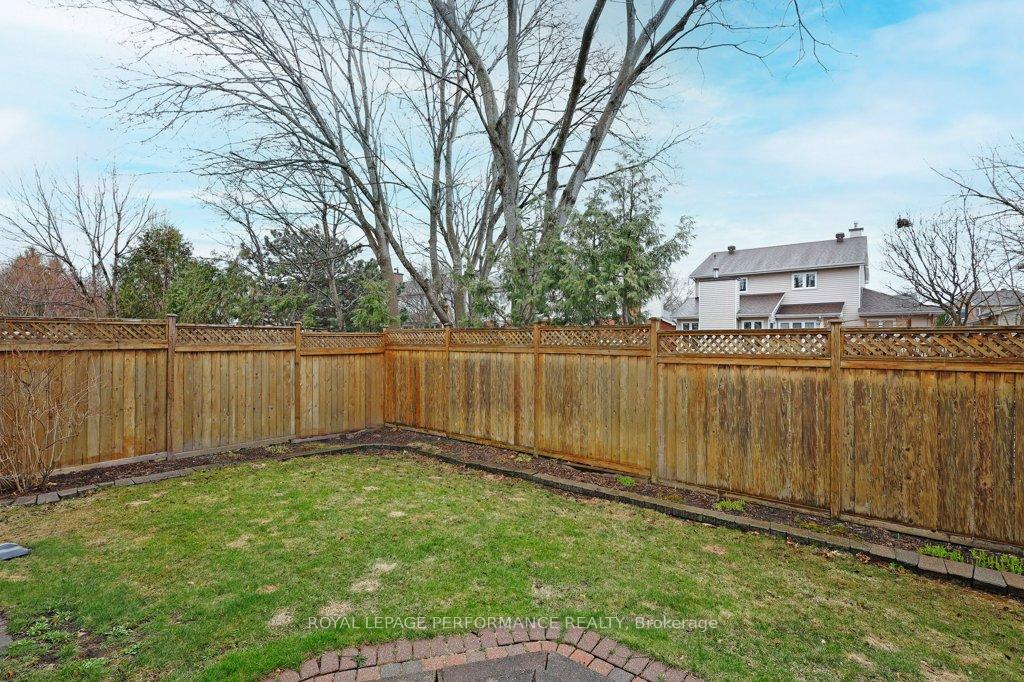 Photo 37 of 16 Baslaw Drive, Ottawa, Hunt Club Park — HOMEH