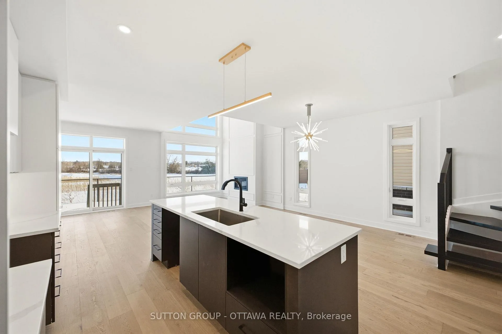Photo 9 of 138 Shuttleworth Drive, Ottawa, Leitrim — HOMEH
