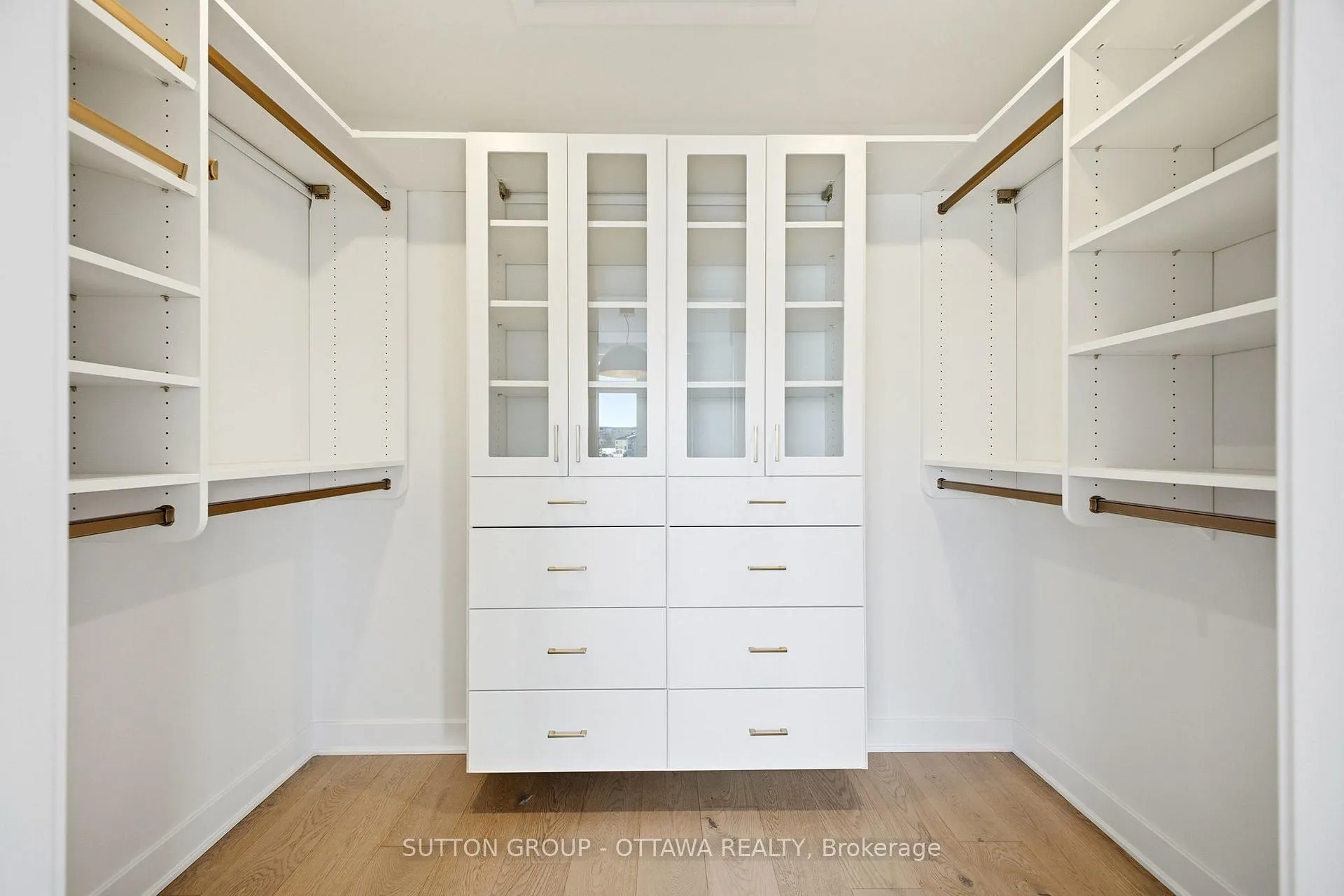 Photo 21 of 138 Shuttleworth Drive, Ottawa, Leitrim — HOMEH