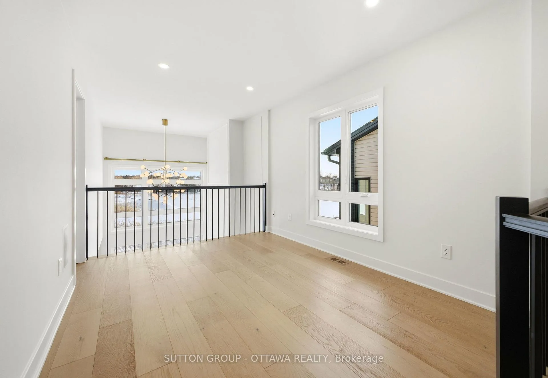 Photo 23 of 138 Shuttleworth Drive, Ottawa, Leitrim — HOMEH
