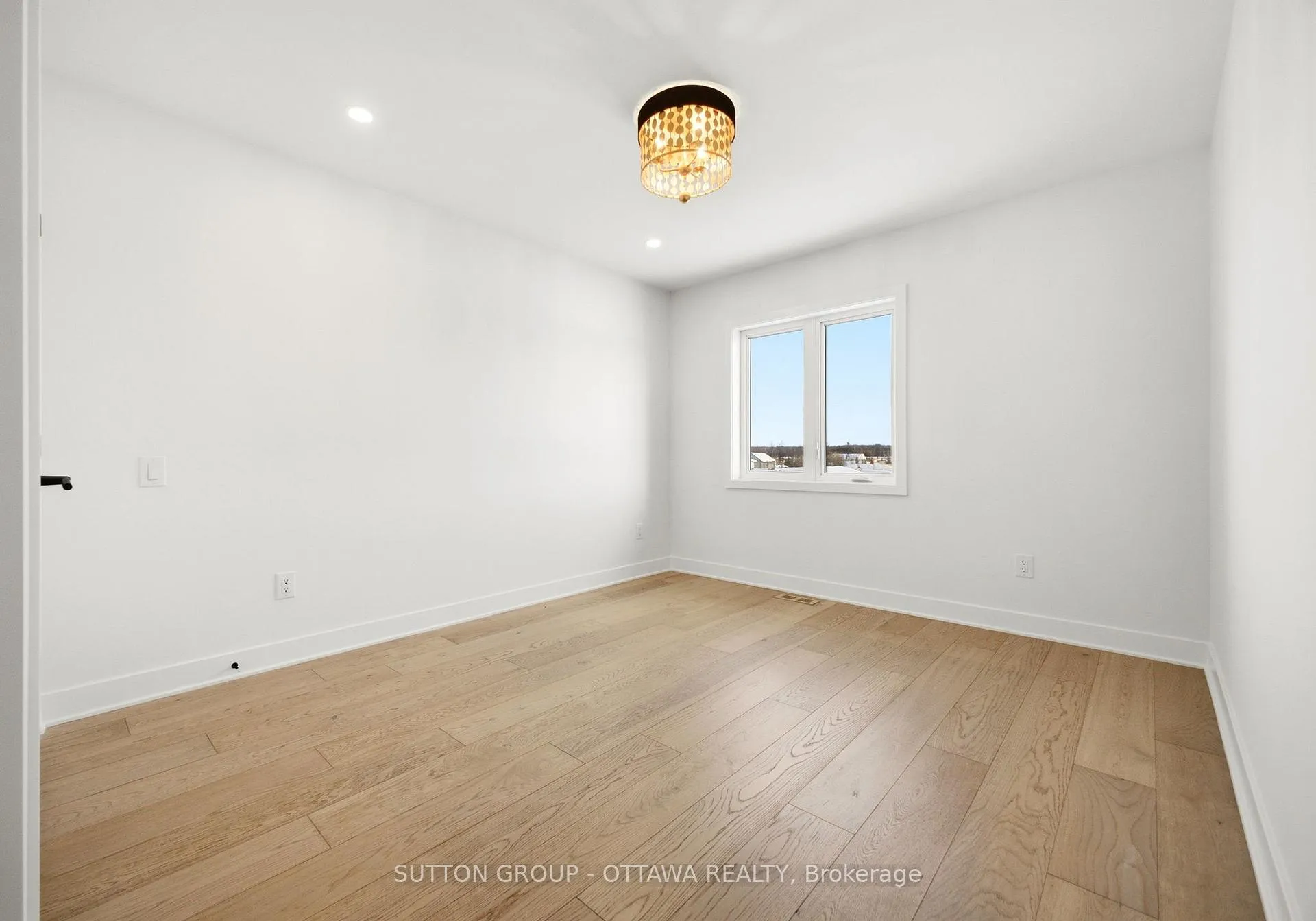 Photo 27 of 138 Shuttleworth Drive, Ottawa, Leitrim — HOMEH