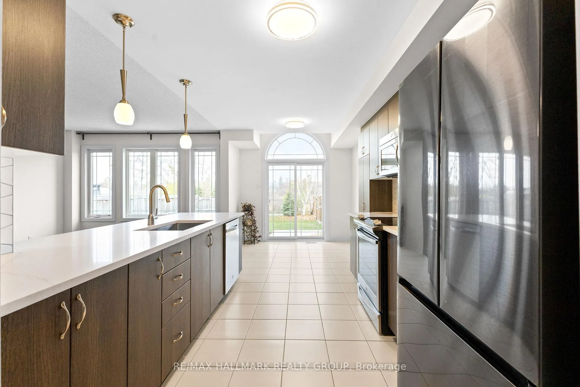 Photo 10 of 420 Barrick Hill Road, Ottawa, Kanata - Emerald Meadows/Trailwest — HOMEH
