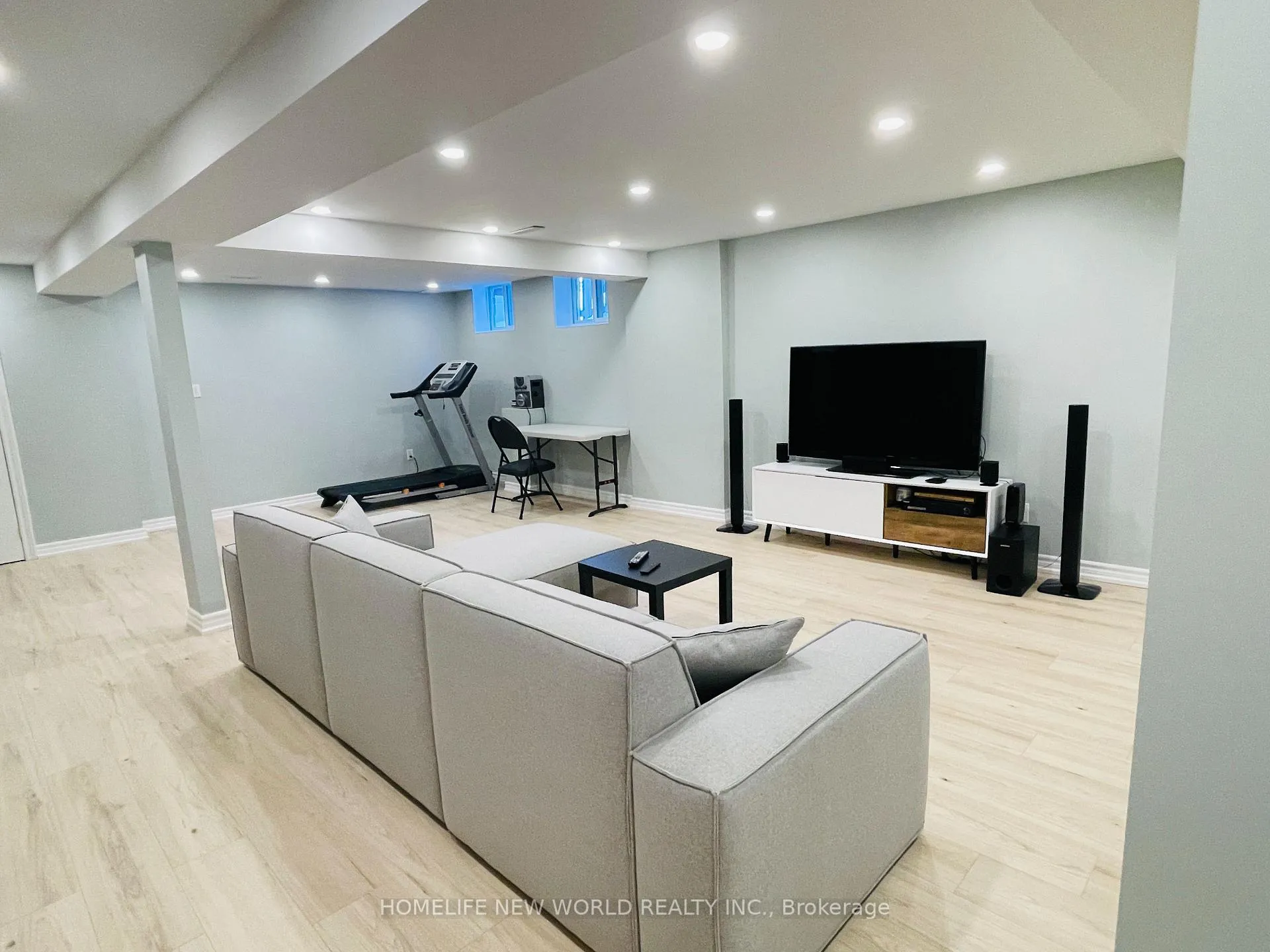 Photo 18 of 32 Halstead Drive, Markham, Unionville — HOMEH