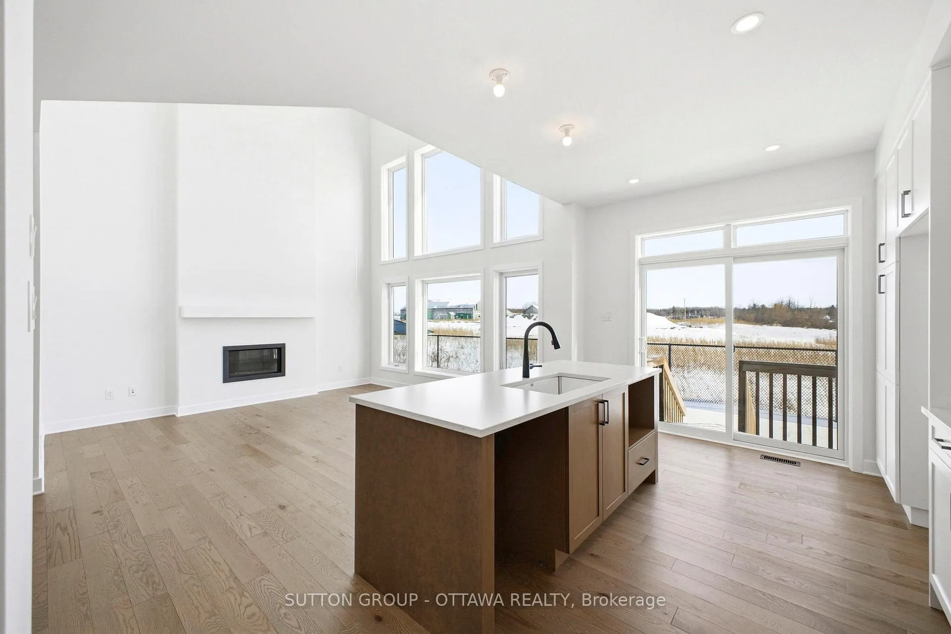 Photo 9 of 142 Shuttleworth Drive, Ottawa, Leitrim — HOMEH
